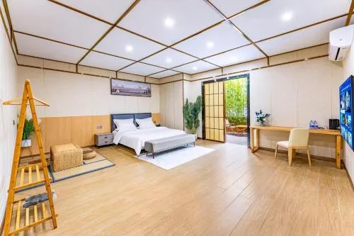 Dekang Yuexiang Hotel