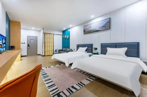 Dekang Yuexiang Hotel