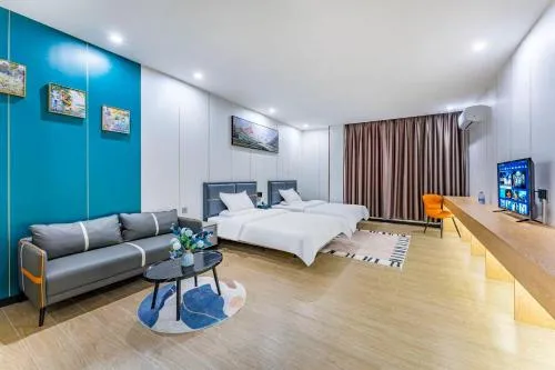 Dekang Yuexiang Hotel