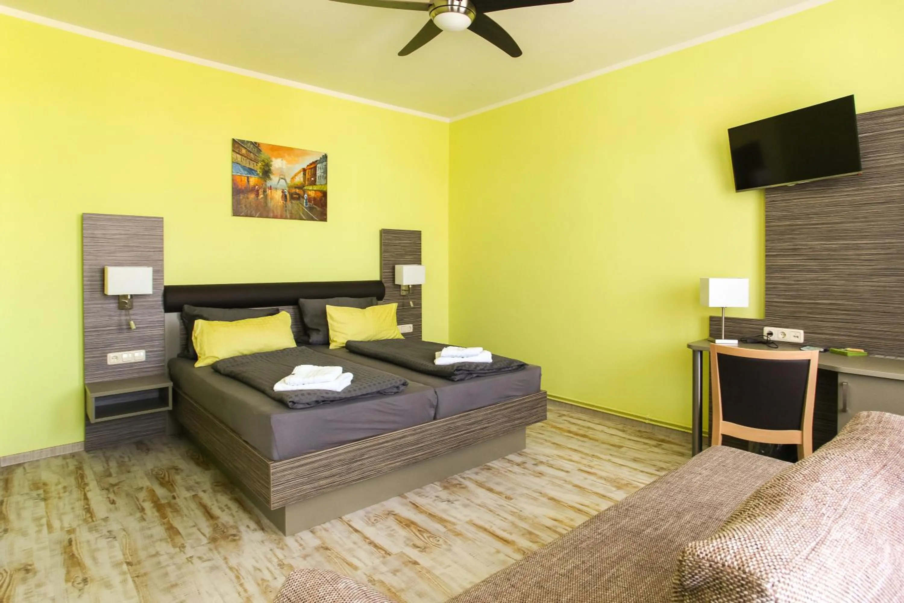 Superior Double Room - single occupancy in Restaurant & Pension Eshramo