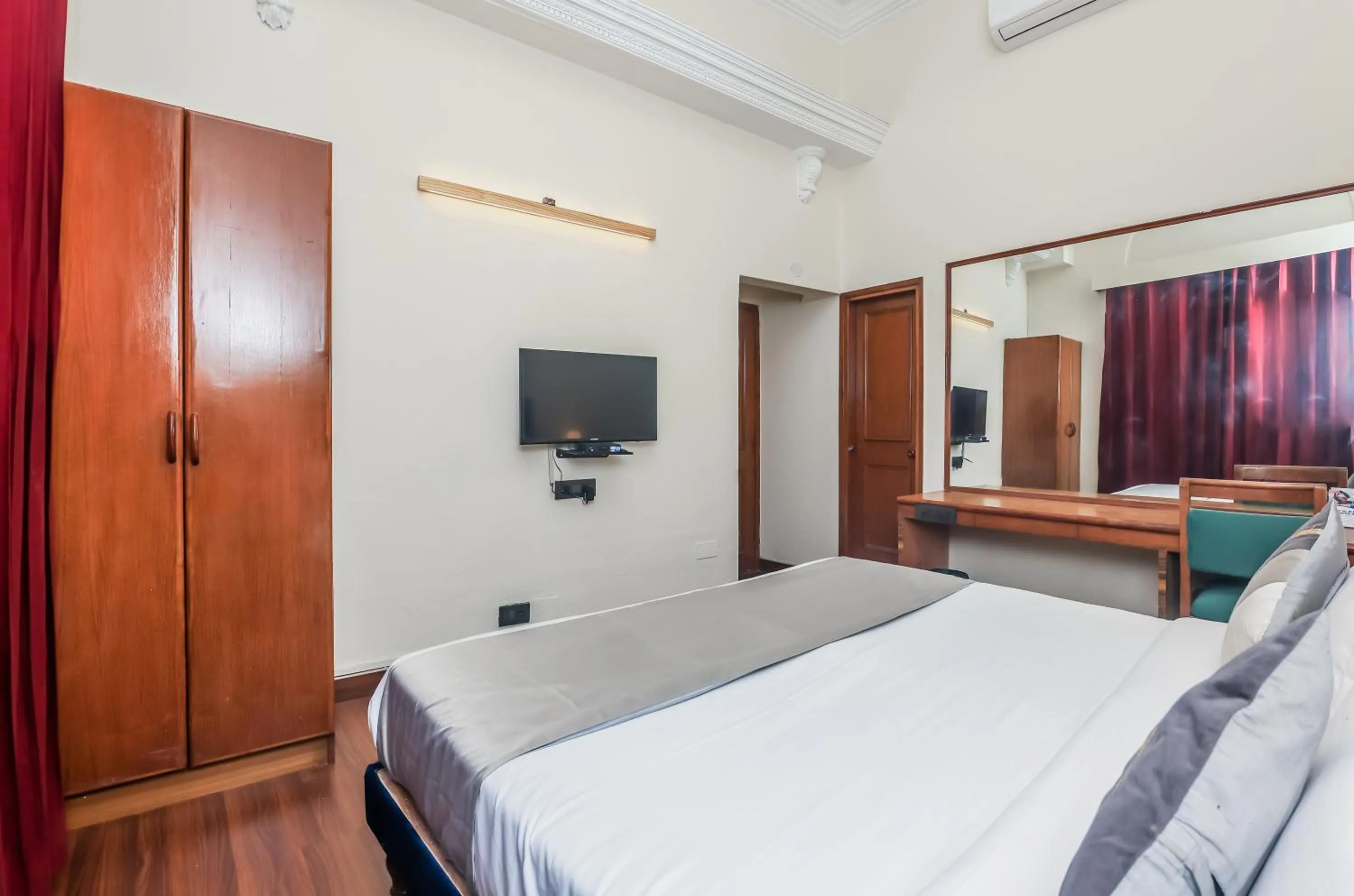 TV and multimedia in asar CP Outer Circle by Orion Hotels