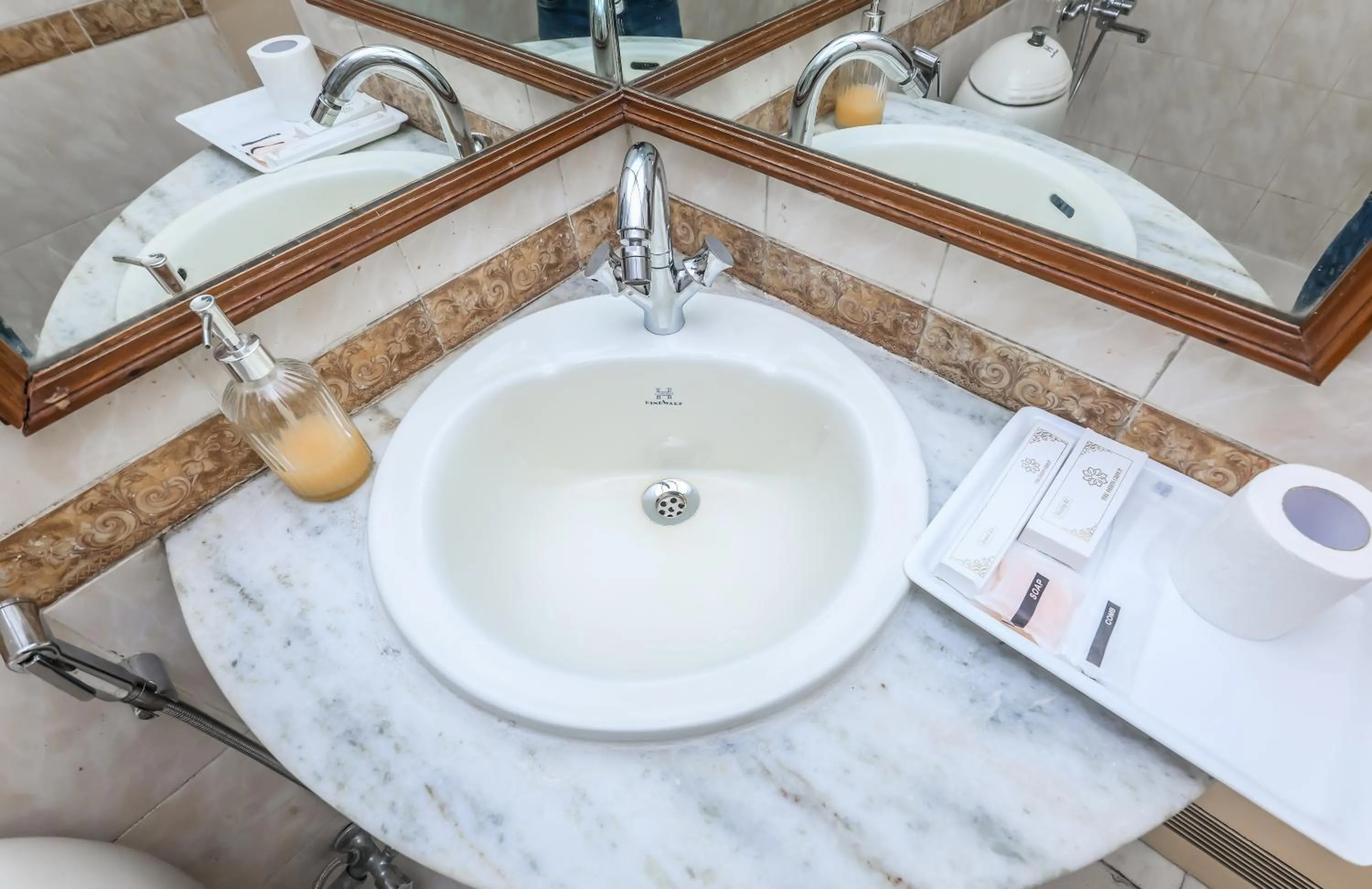 Bathroom in asar CP Outer Circle by Orion Hotels