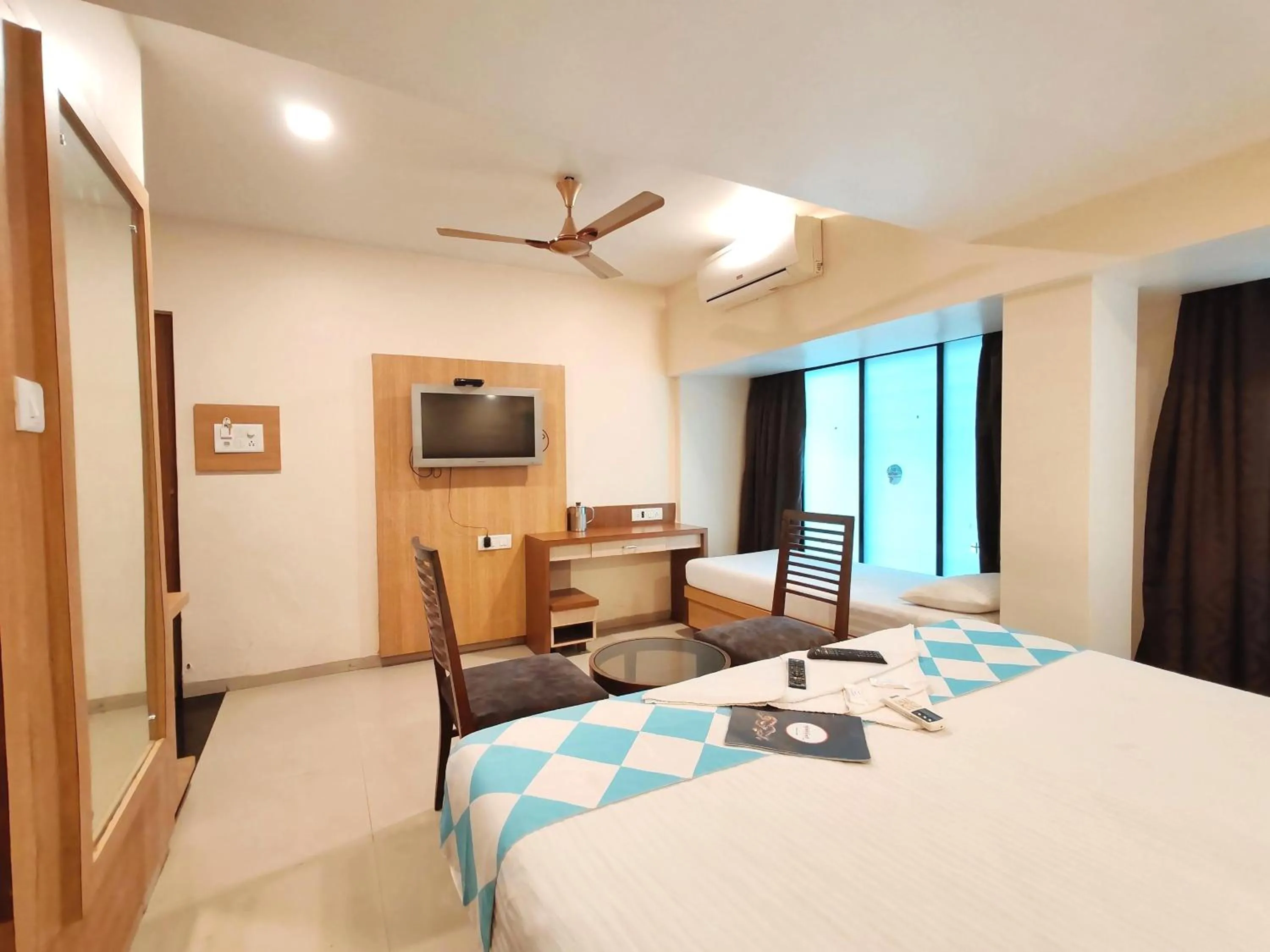 Bedroom, Bed in Hotel Aishwarya Residency