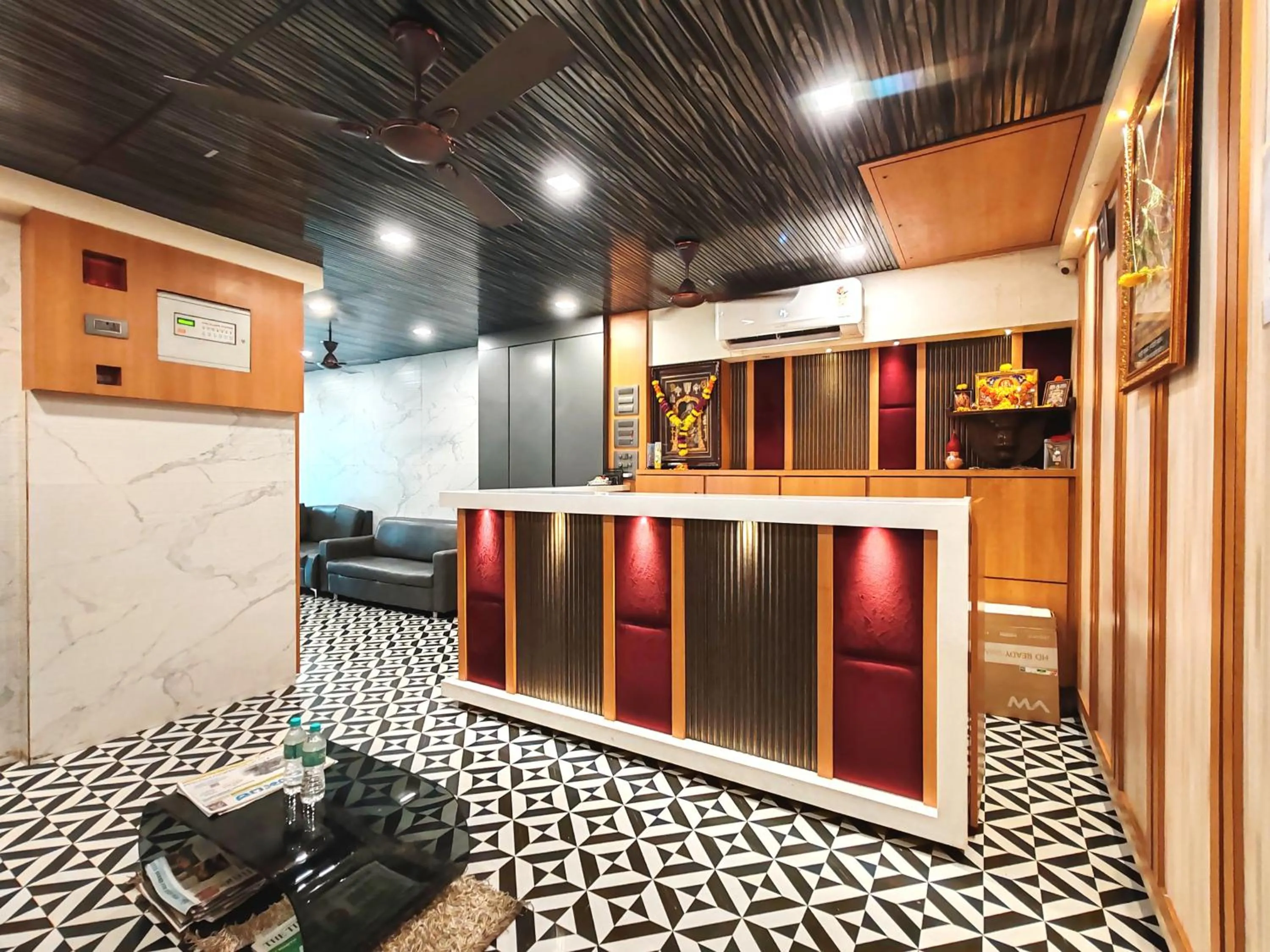 Lobby or reception in Hotel Aishwarya Residency