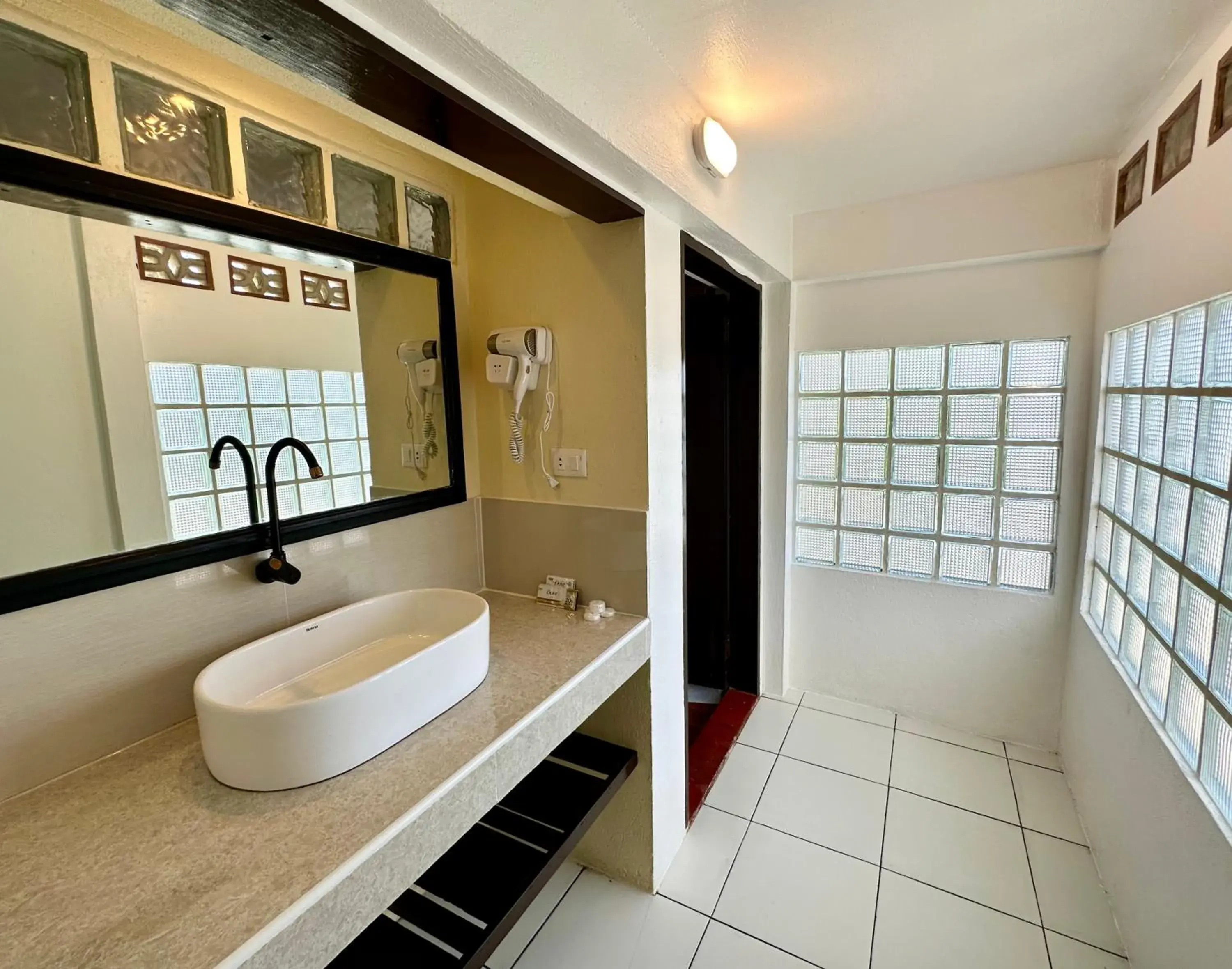 Family Suite with Free Use of Golf Course in Villa Maya Family Suite with Free Use of Golf Course in Villa Maya