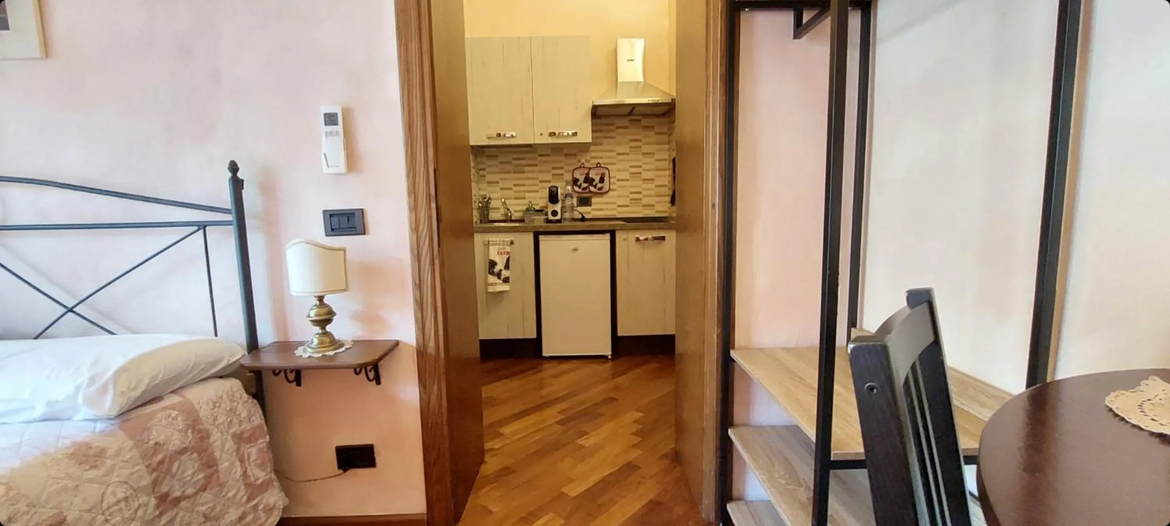 Bedroom in Il Giglio d'Oro
