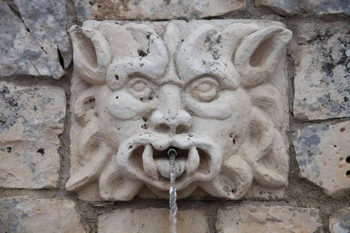 Decorative detail in B&B Antico Ulivo