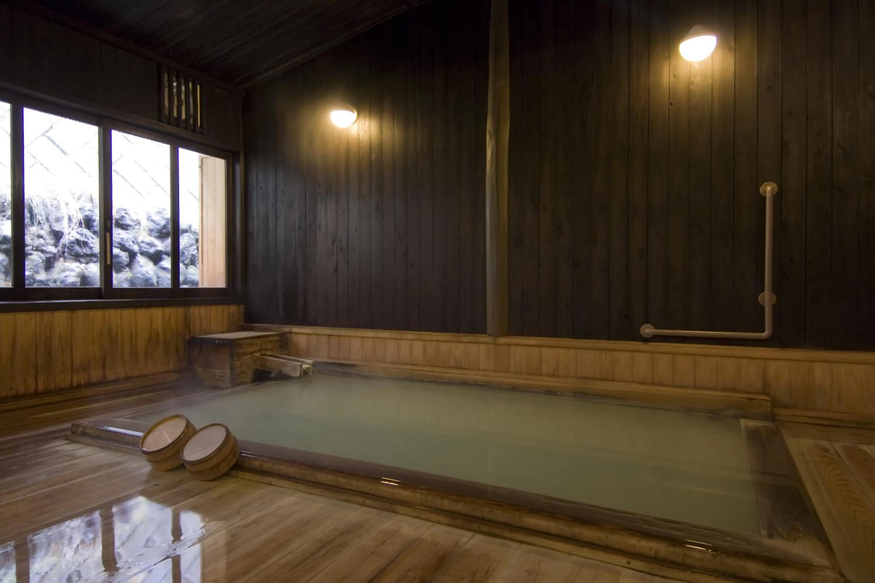 Hot Spring Bath in Ekinariya Ryokan