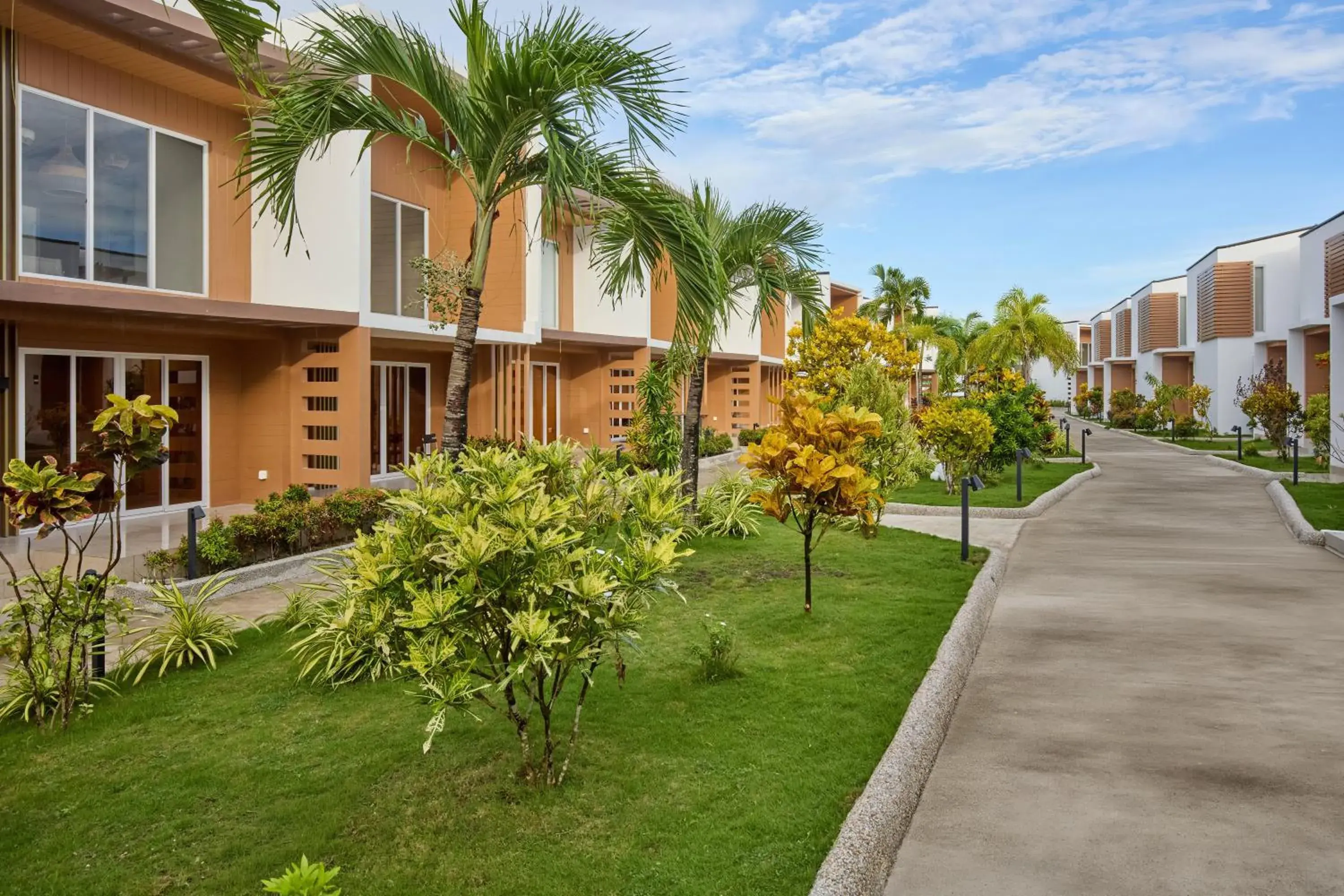 One-Bedroom Duplex Villa with Garden View in LIME Resort Bohol, a member of Radisson Individuals Premier One-Bedroom Duplex Villa with Garden View in LIME Resort Bohol, a member of Radisson Individuals Premier