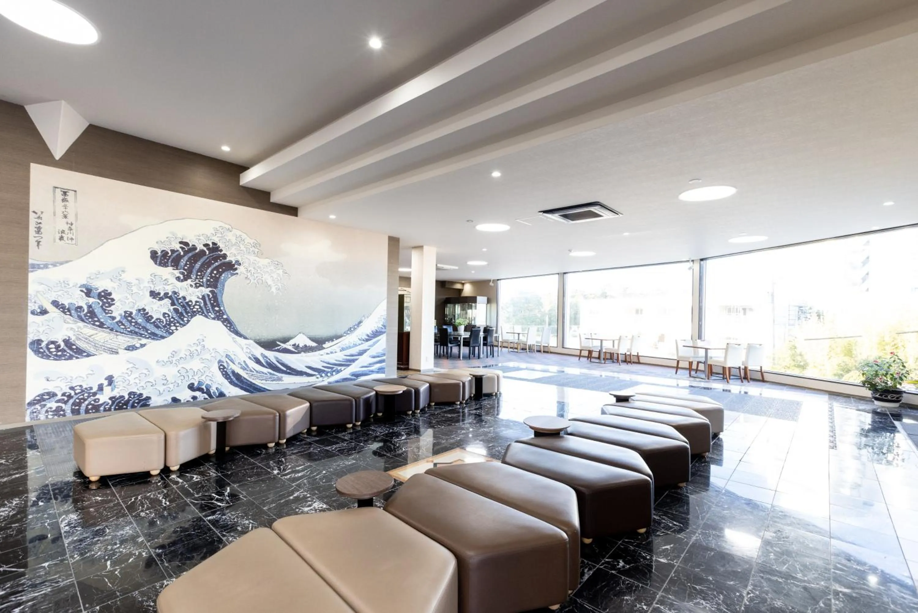 Lobby or reception in Shirahama Onsen Kisyu Hanto