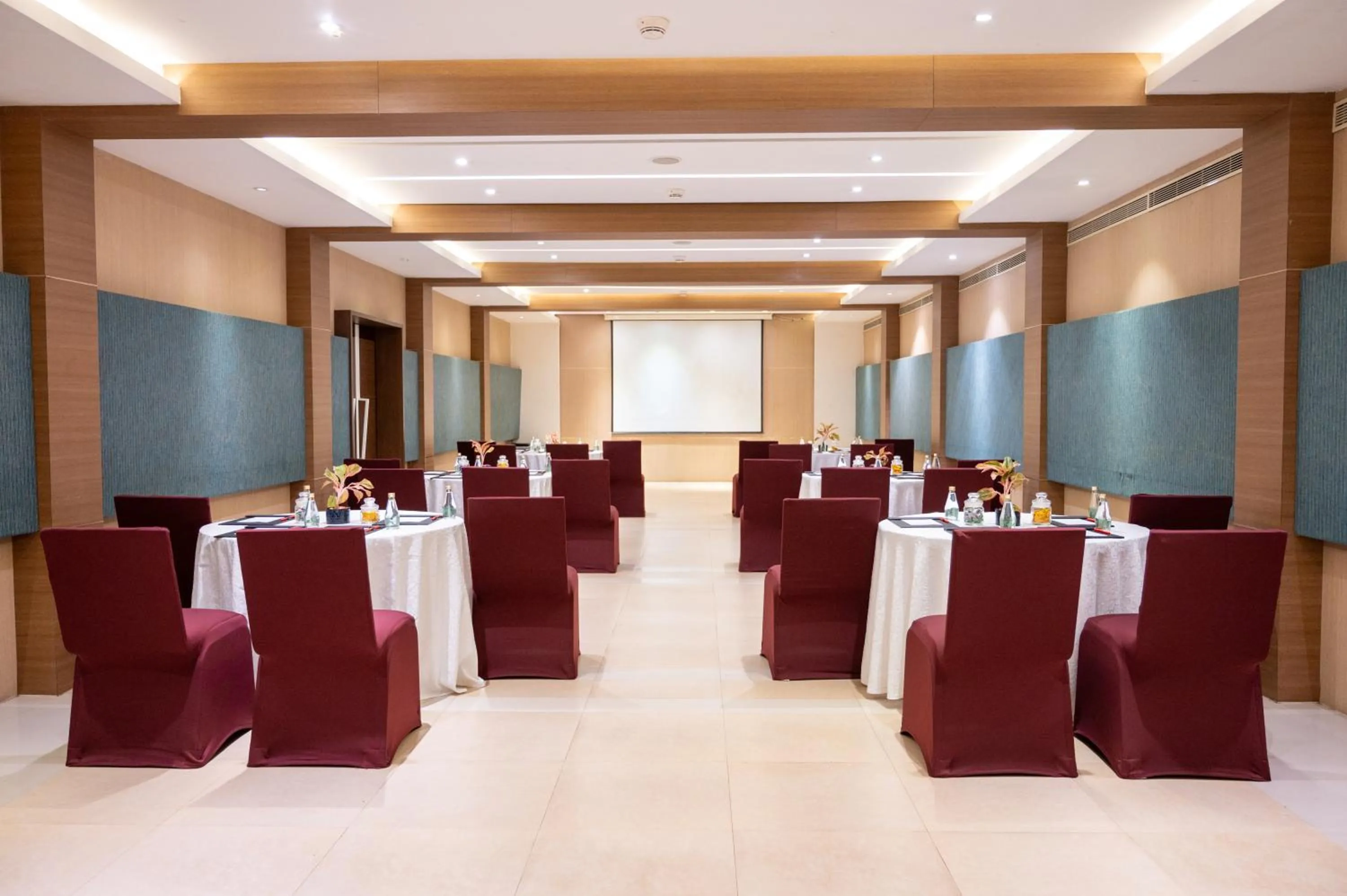 Meeting/conference room in Grand Kakinada by GRT Hotels
