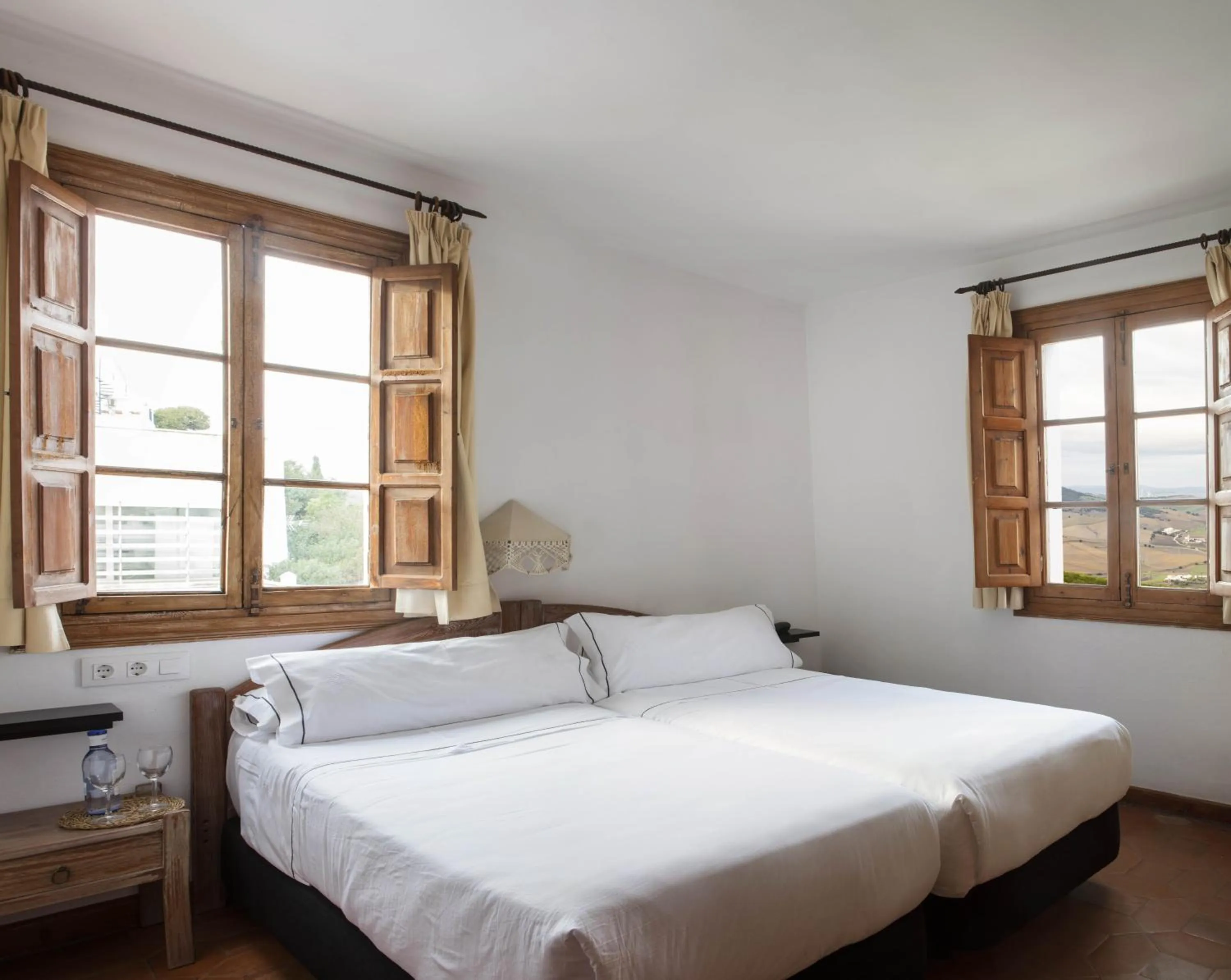 Bed in Hotel Tugasa Convento San Francisco