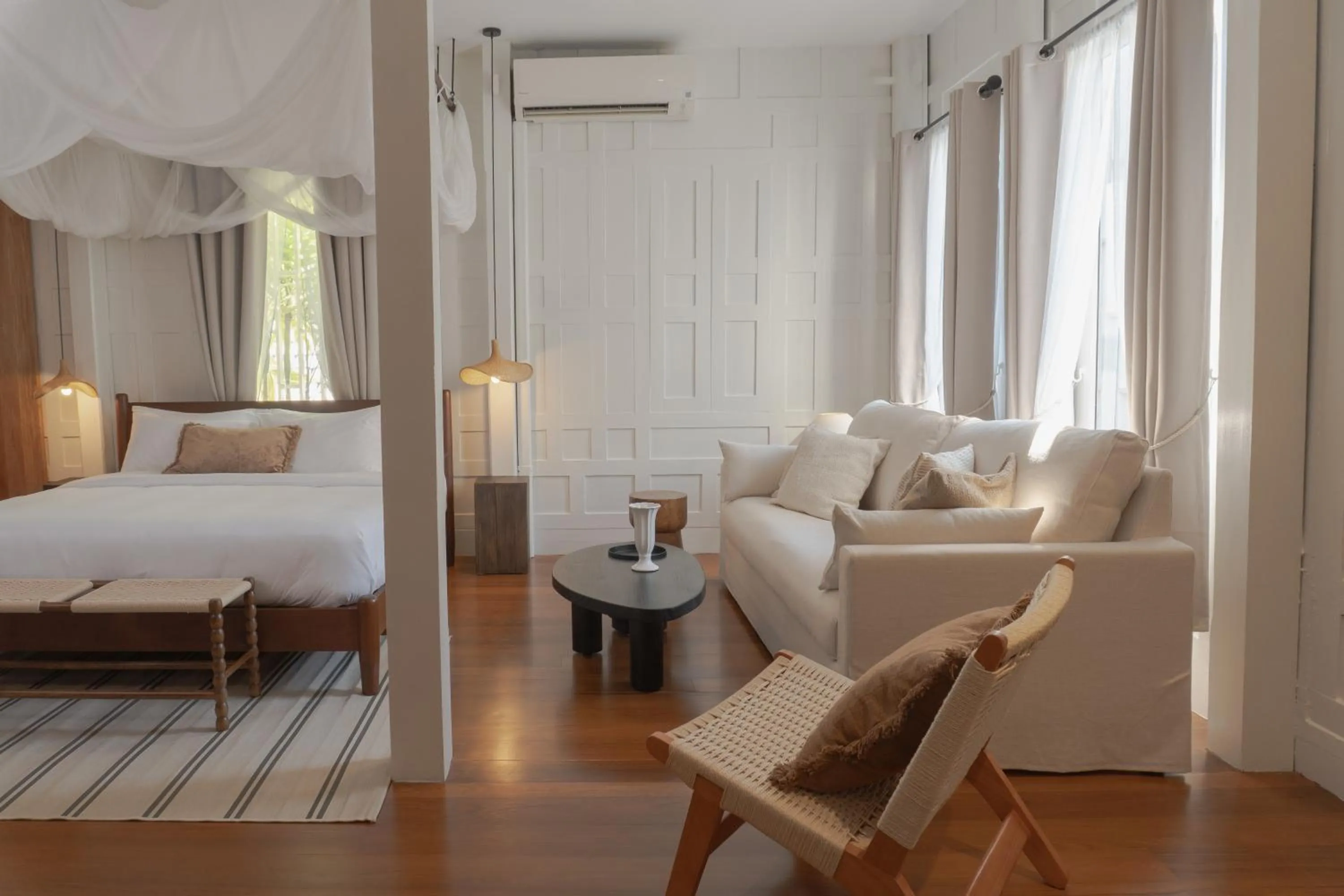 Property building, Bed in Busaba Ayutthaya Hotel