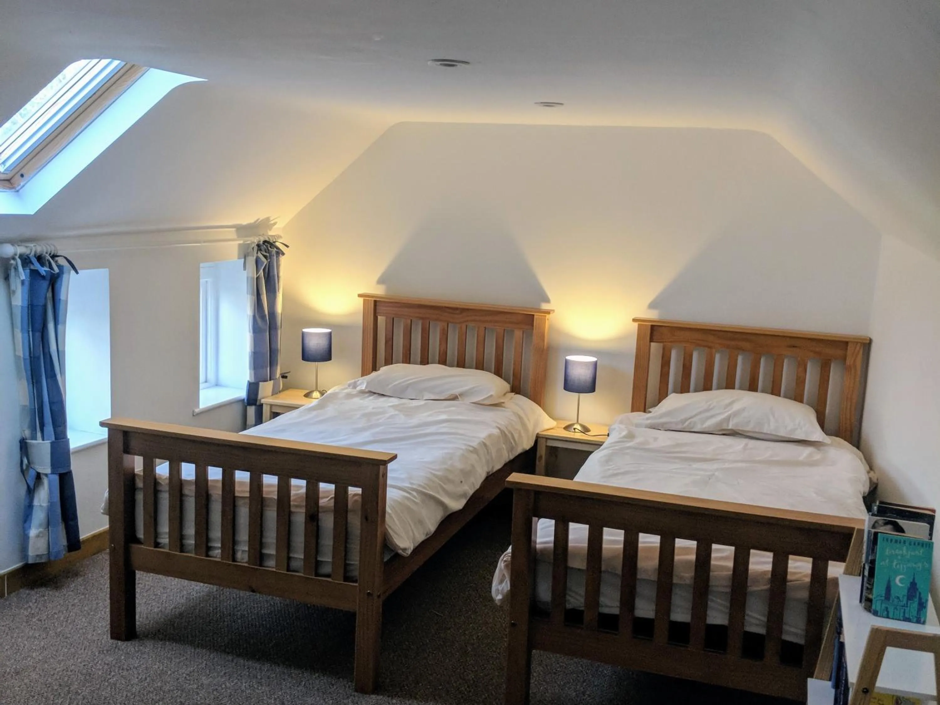 Bedroom, Bed in Apple Loft