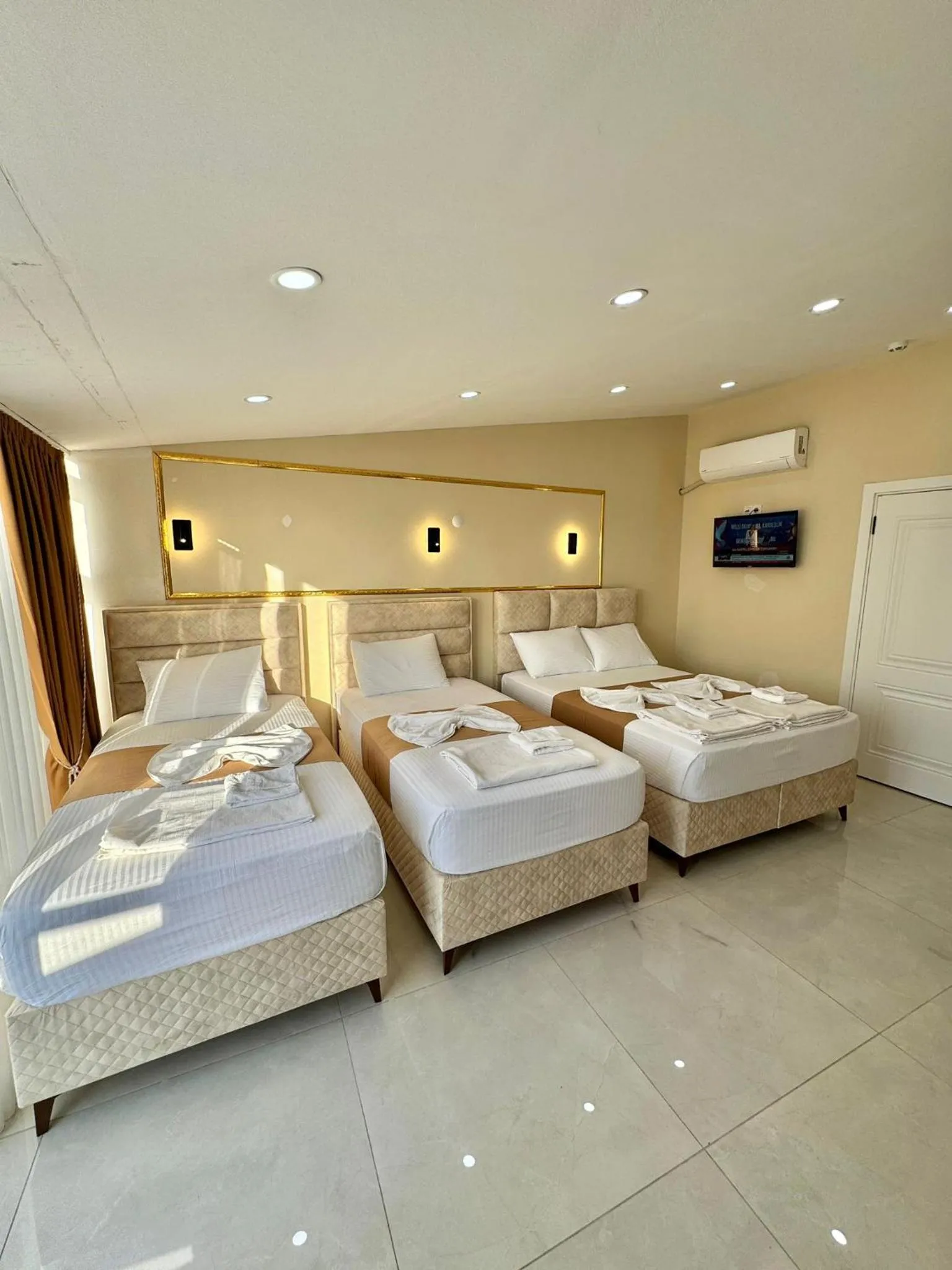 Bed in Hagia Sophia Palace Hotel