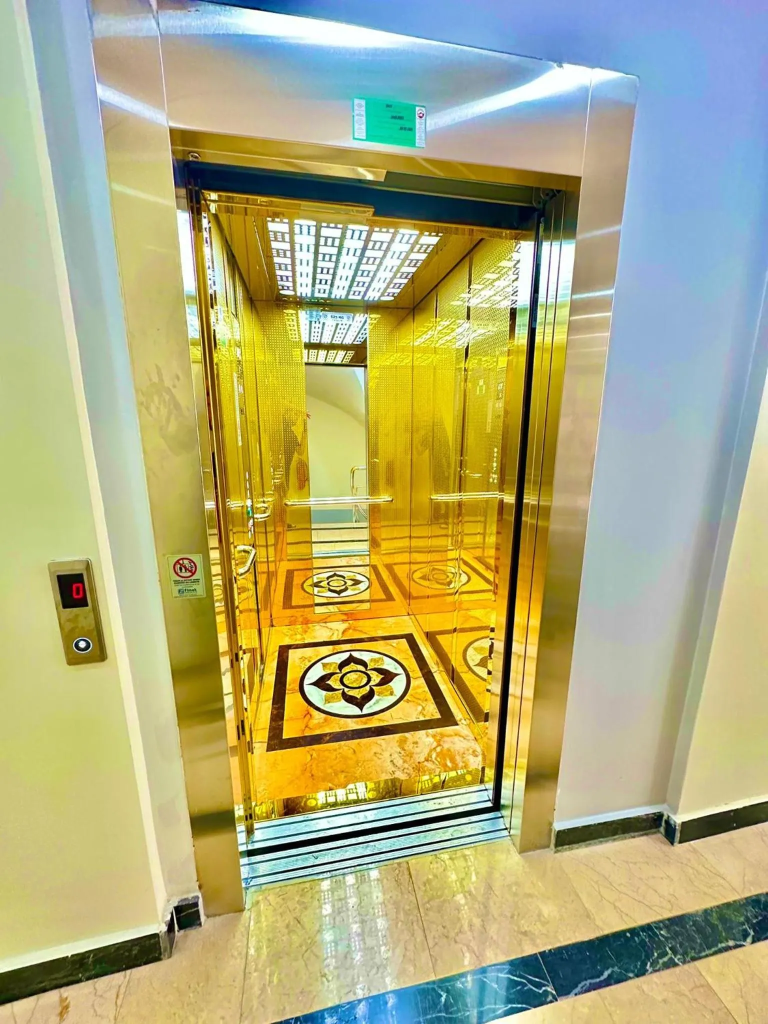 elevator in Hagia Sophia Palace Hotel