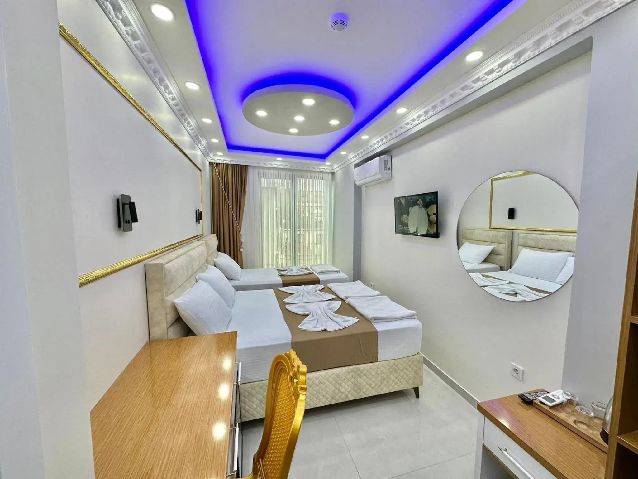 Triple Room with Garden View in Hagia Sophia Palace Hotel Triple Room with Garden View in Hagia Sophia Palace Hotel