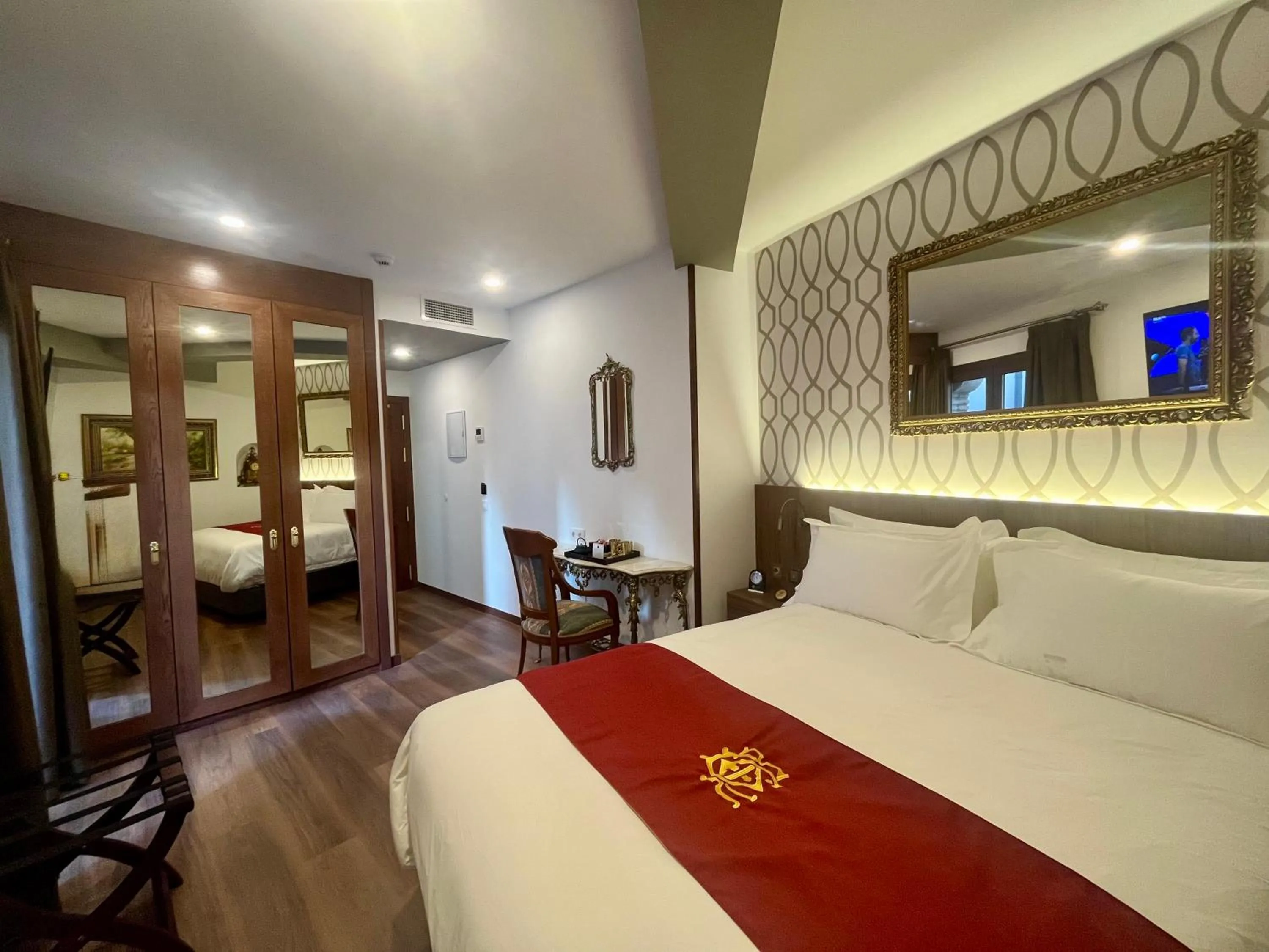 Bedroom, Bed in Hotel Boutique Casón De Los López