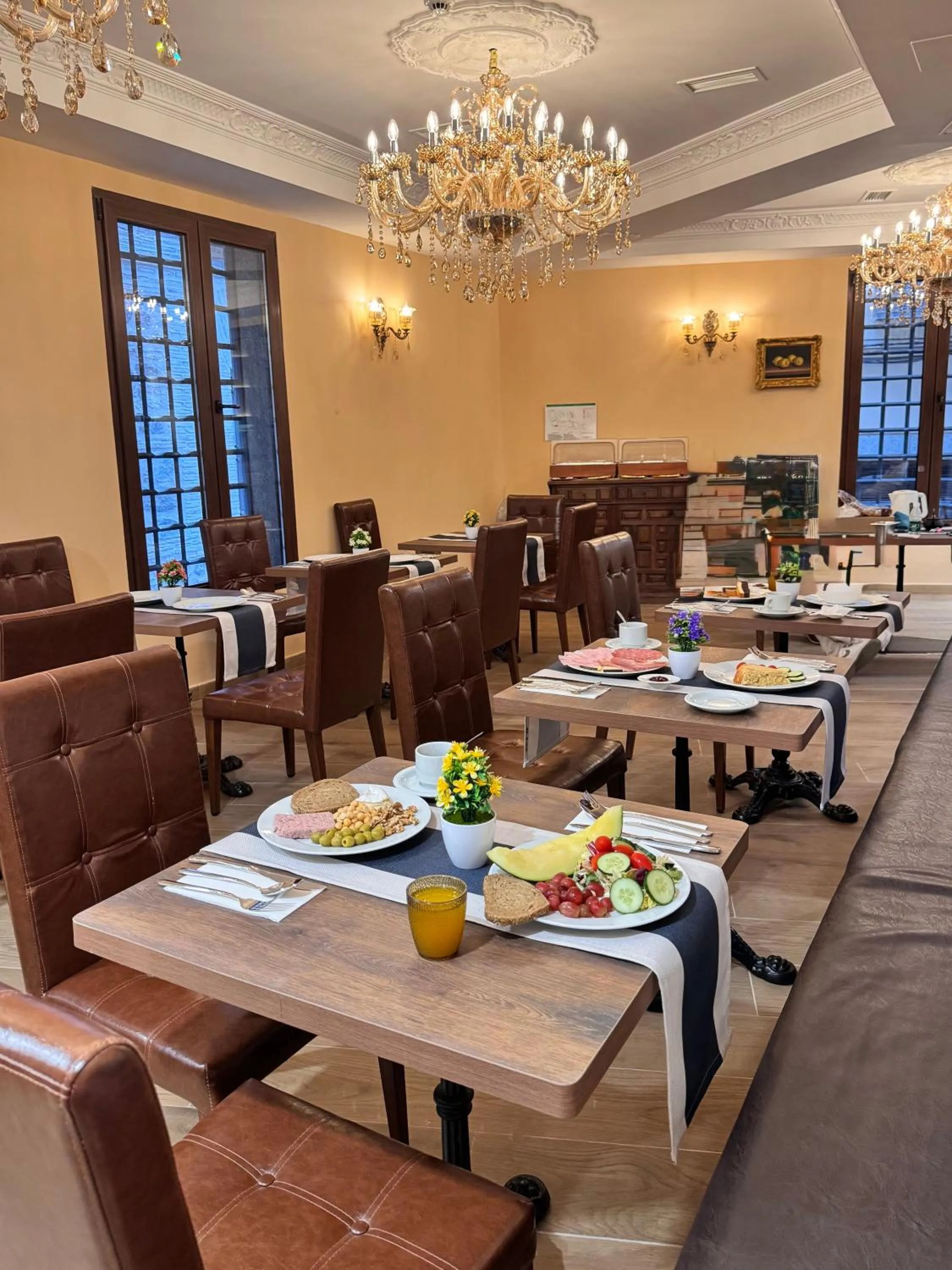 Breakfast in Hotel Boutique Casón De Los López