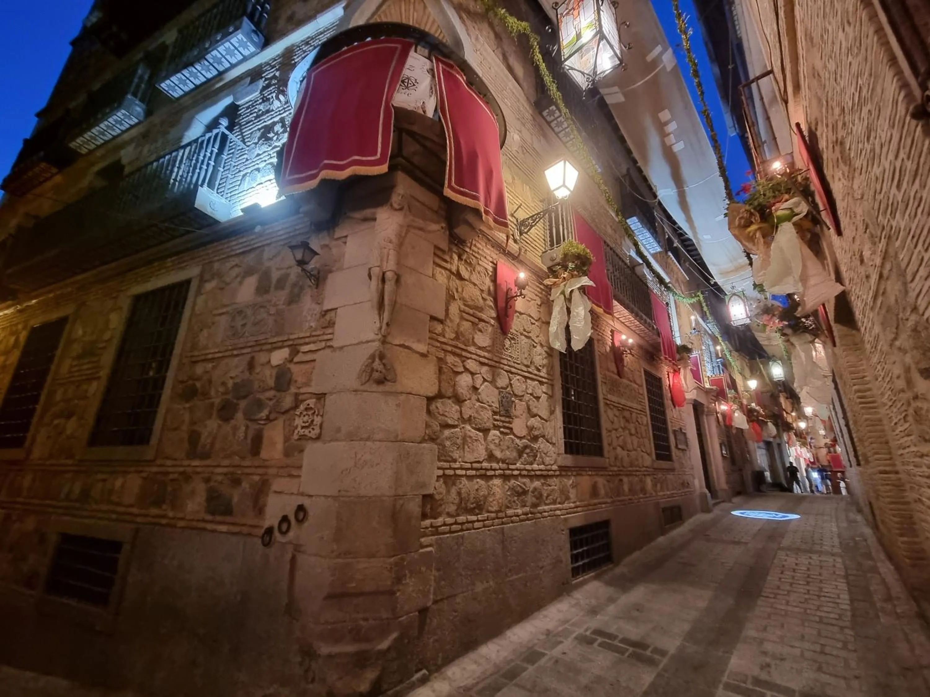 Property building in Hotel Boutique Casón De Los López