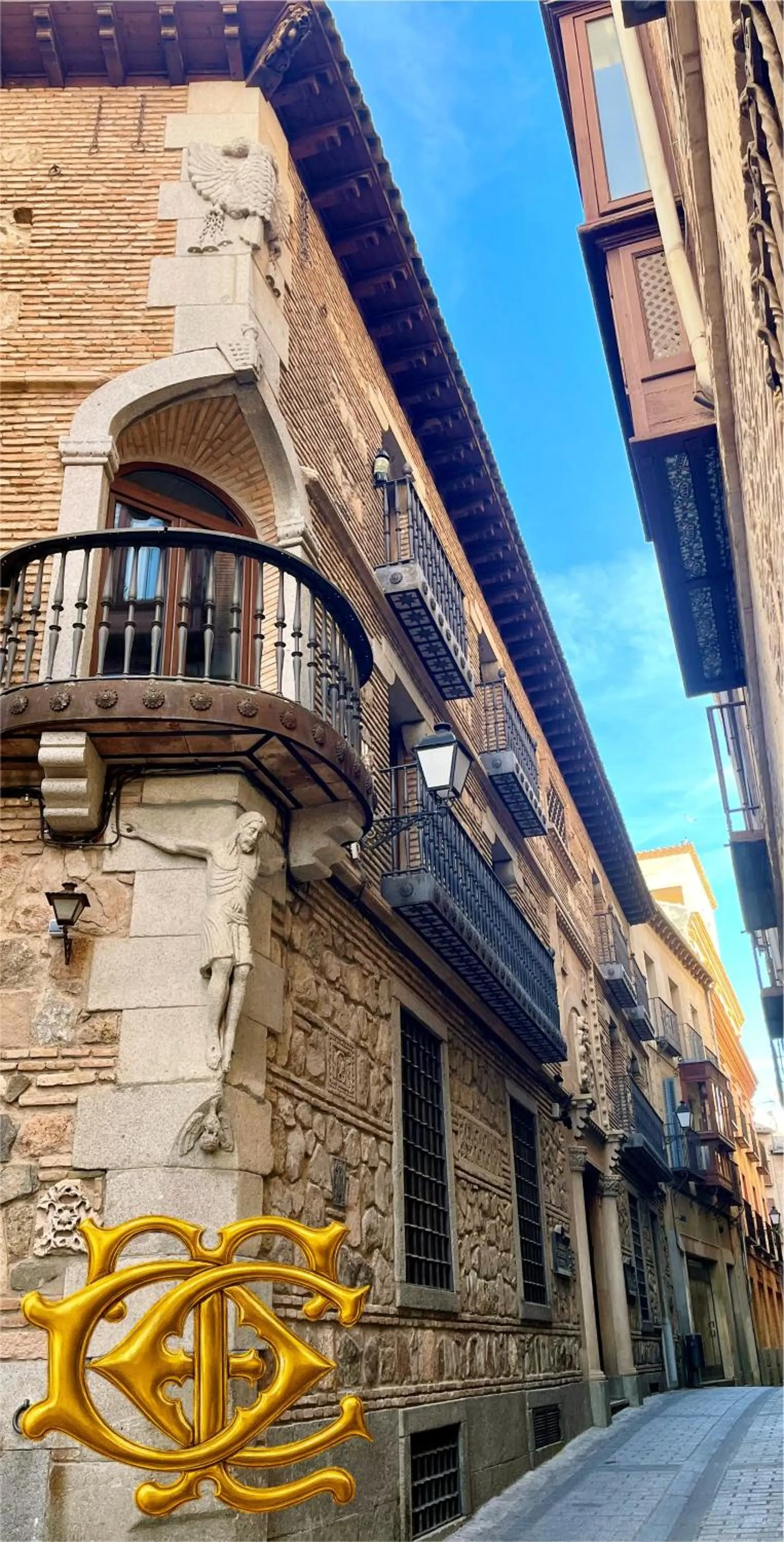 Property building in Hotel Boutique Casón De Los López