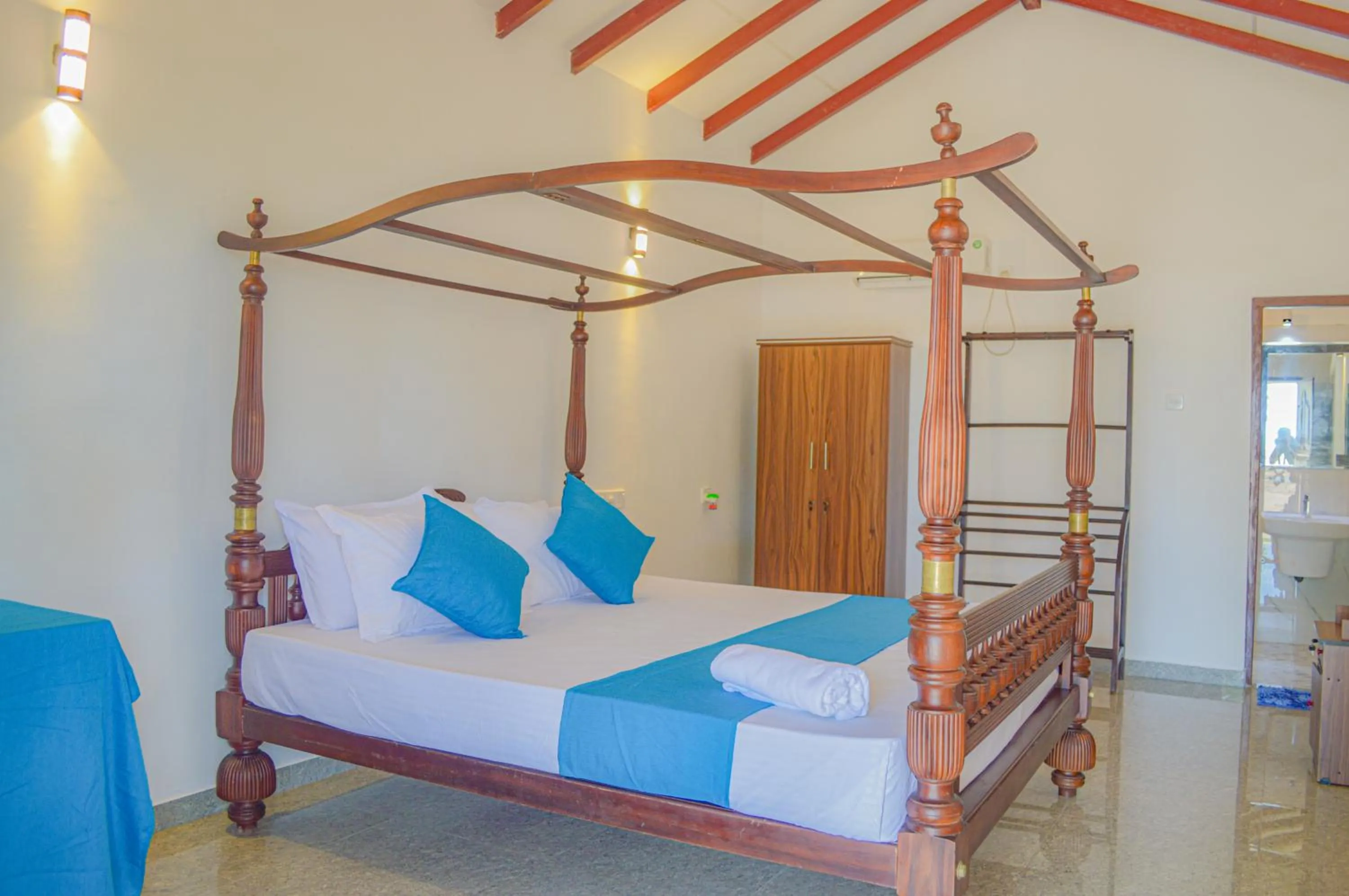 Deluxe Double Room (2 Adults + 1 Child) in Blue Water Paradise Akurala