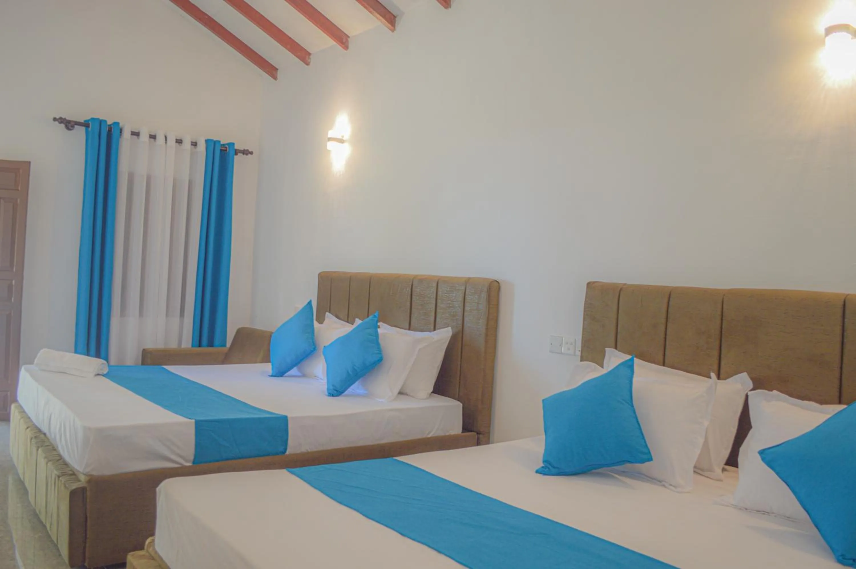 Bedroom, Bed in Blue Water Paradise Akurala