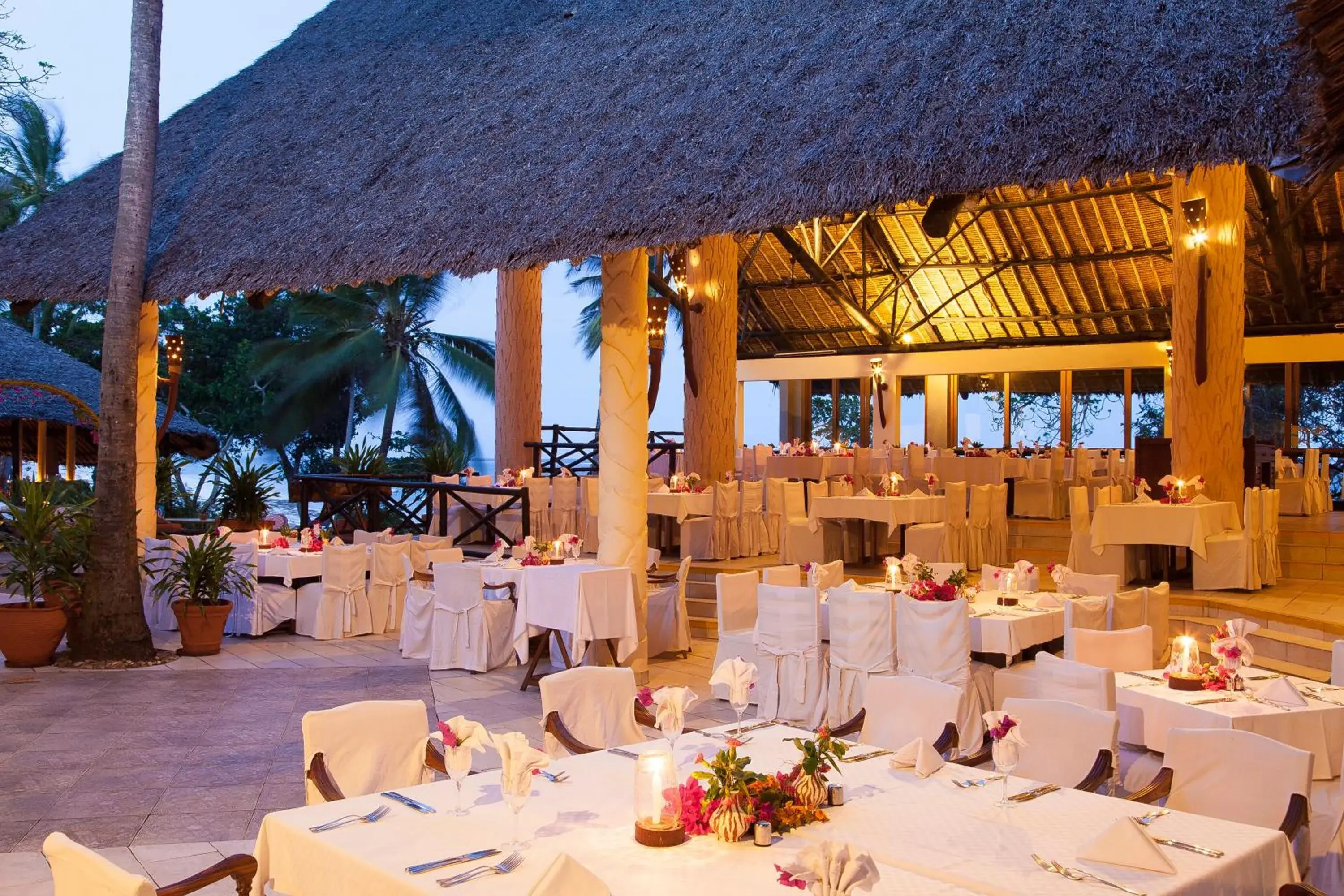 Restaurant/places to eat in Baobab Beach Resort & Spa Restaurant/places to eat in Baobab Beach Resort & Spa