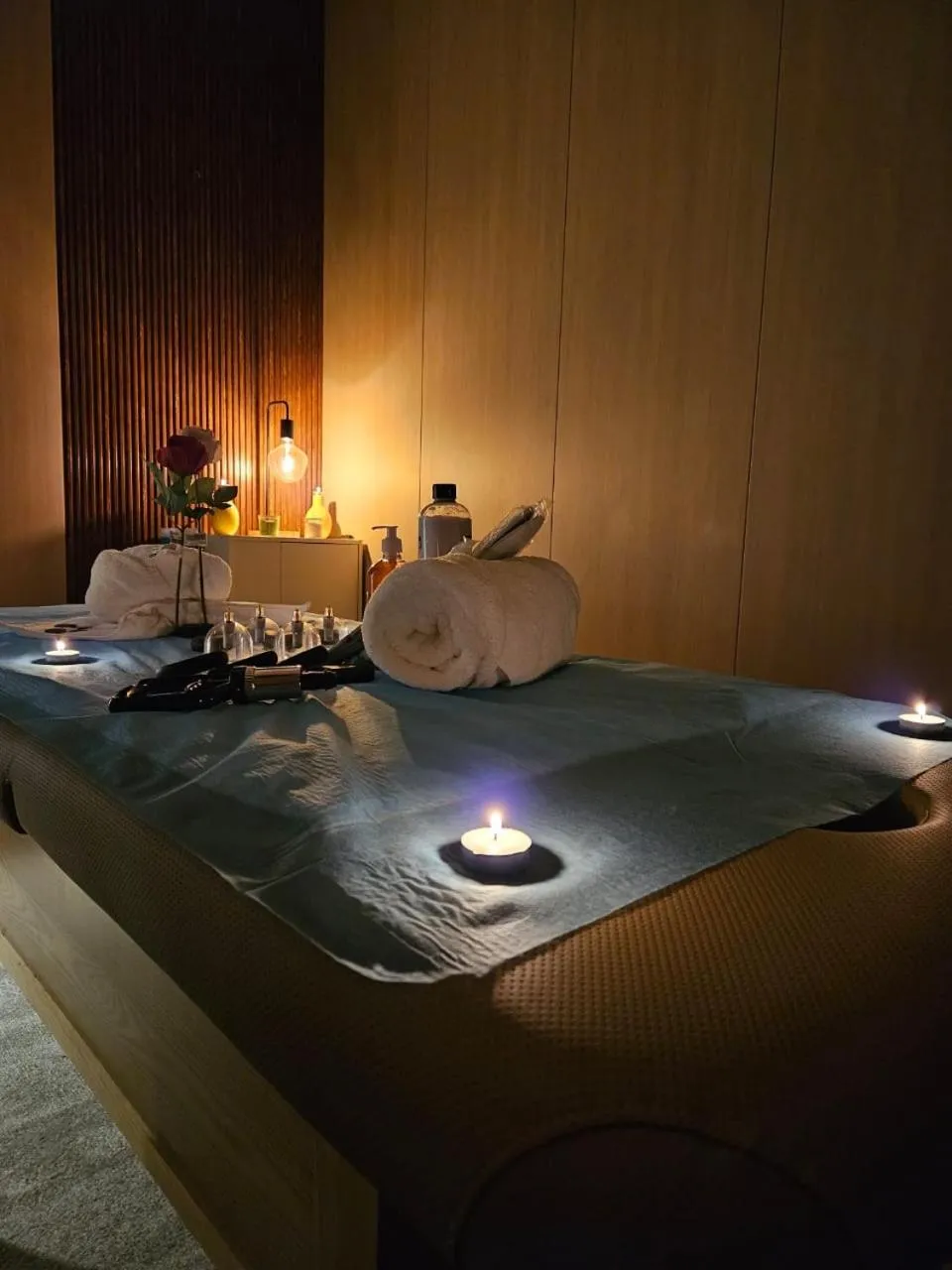 Massage in Duset Hotel Suites