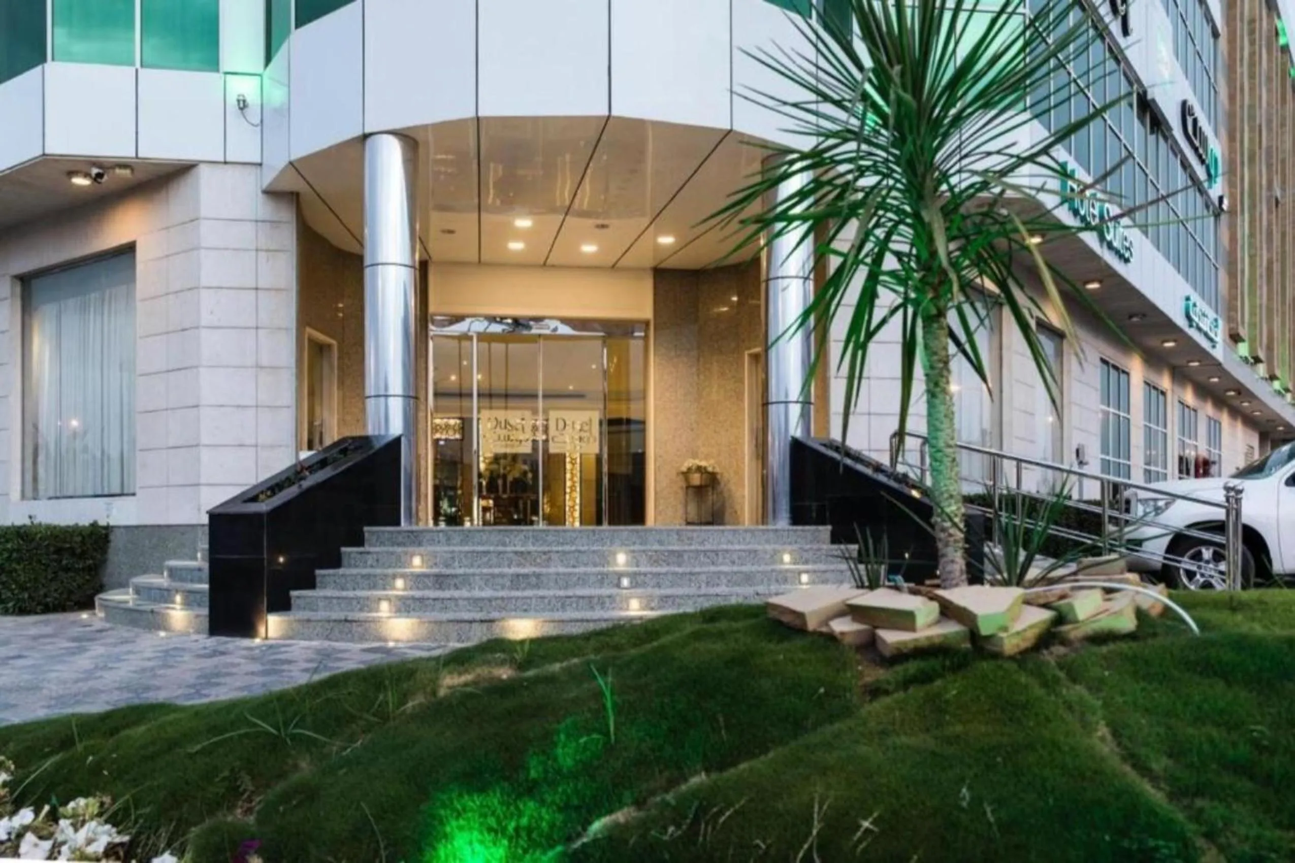 Garden in Duset Hotel Suites