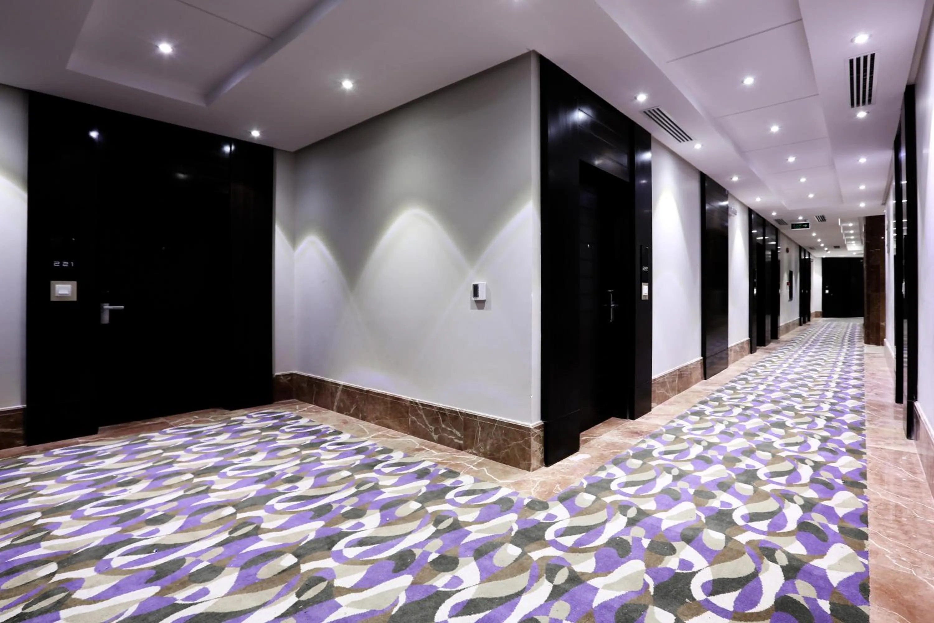 locker in Duset Hotel Suites