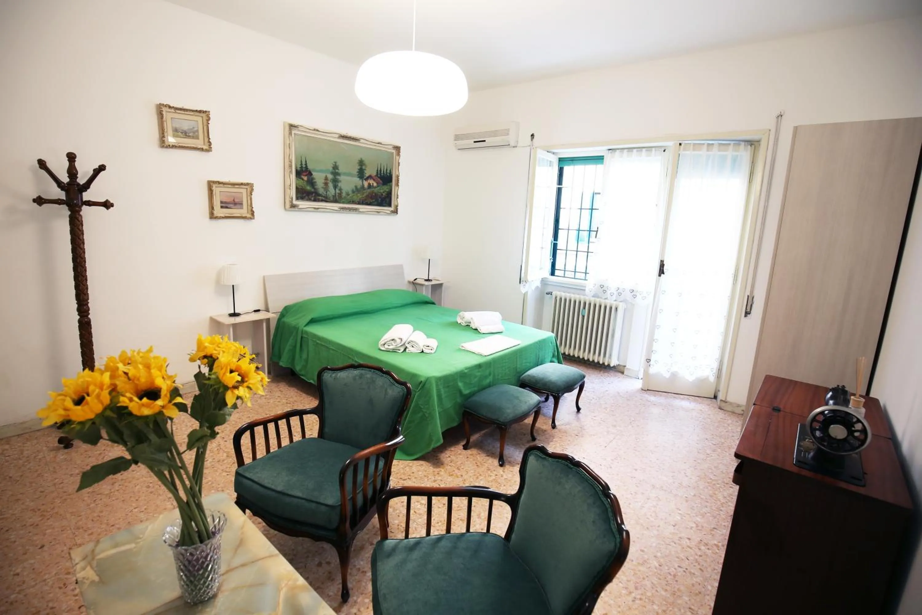 Bedroom in Next Stop Roma Affittacamere Casilino