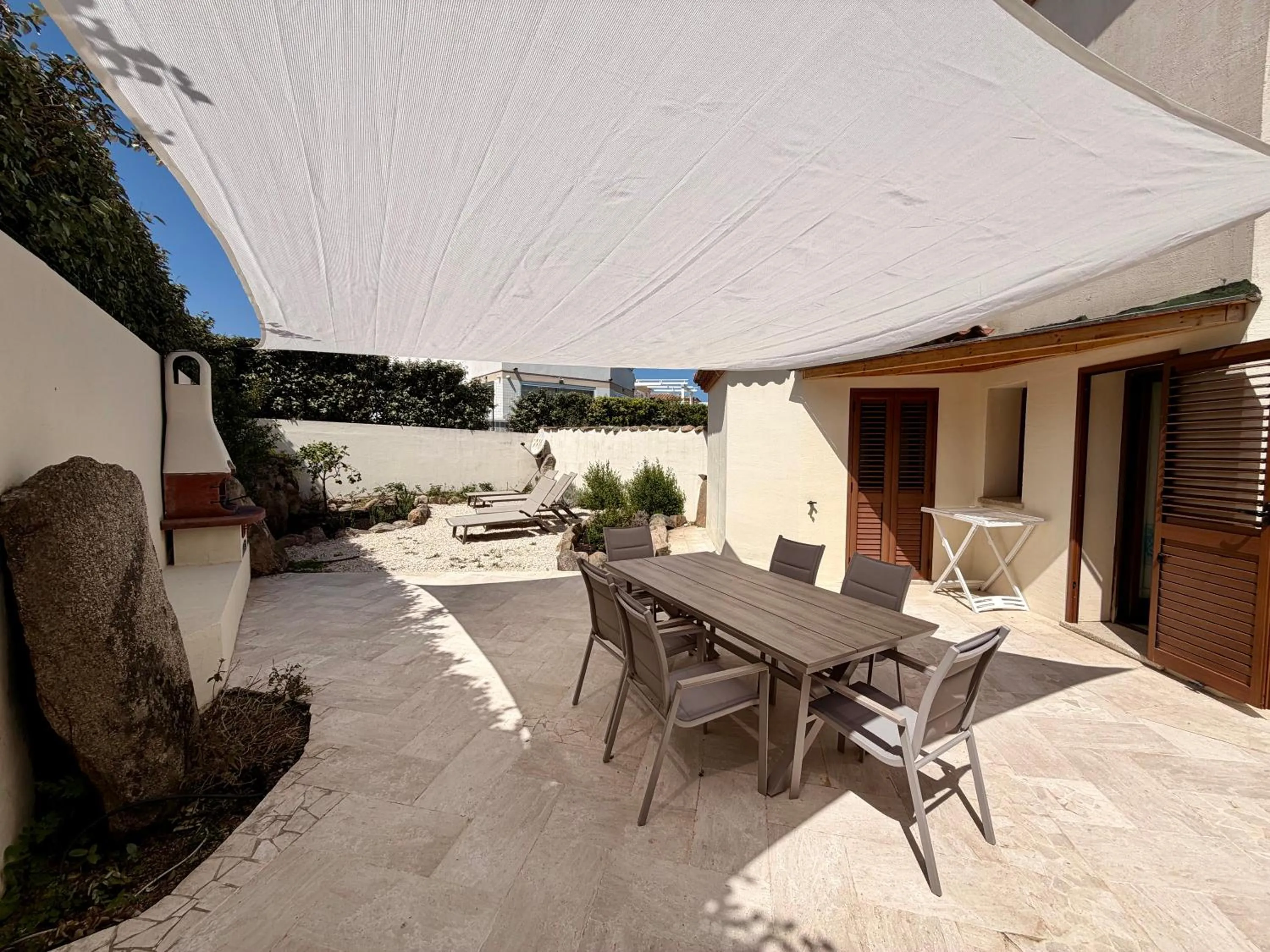 Le Maree Apartments