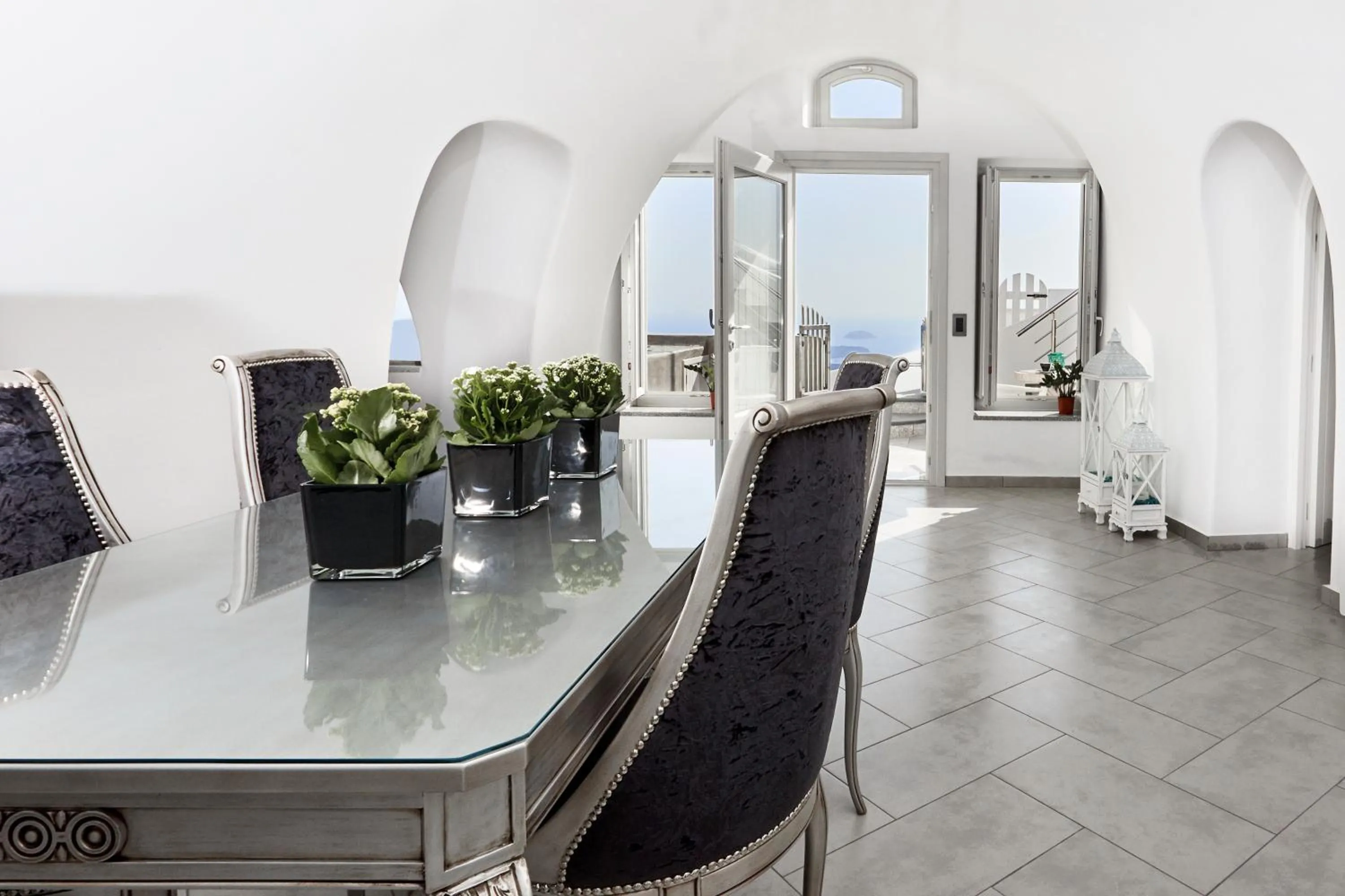 Dining area in Ventus Paradiso Villa