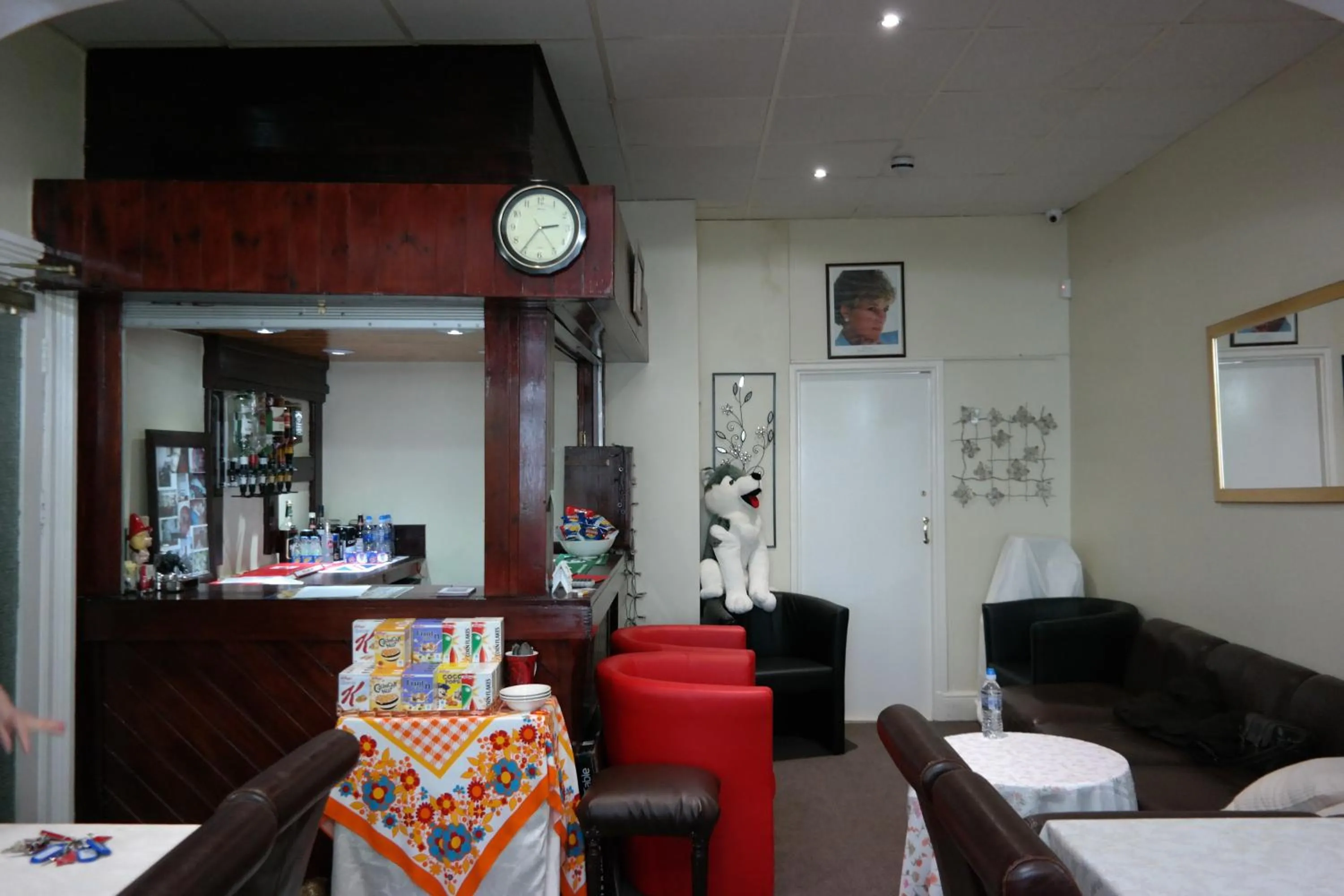 Lounge or bar in Cardoh Lodge