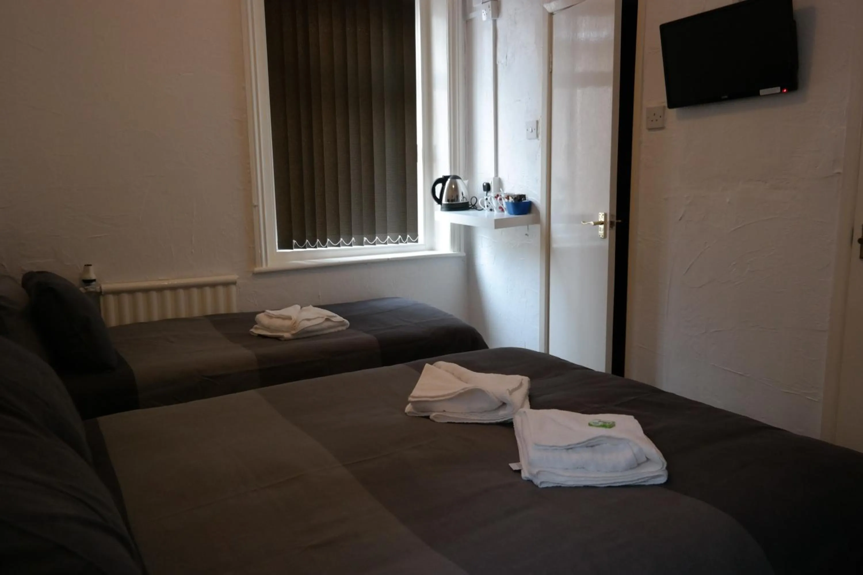 Bed in Cardoh Lodge