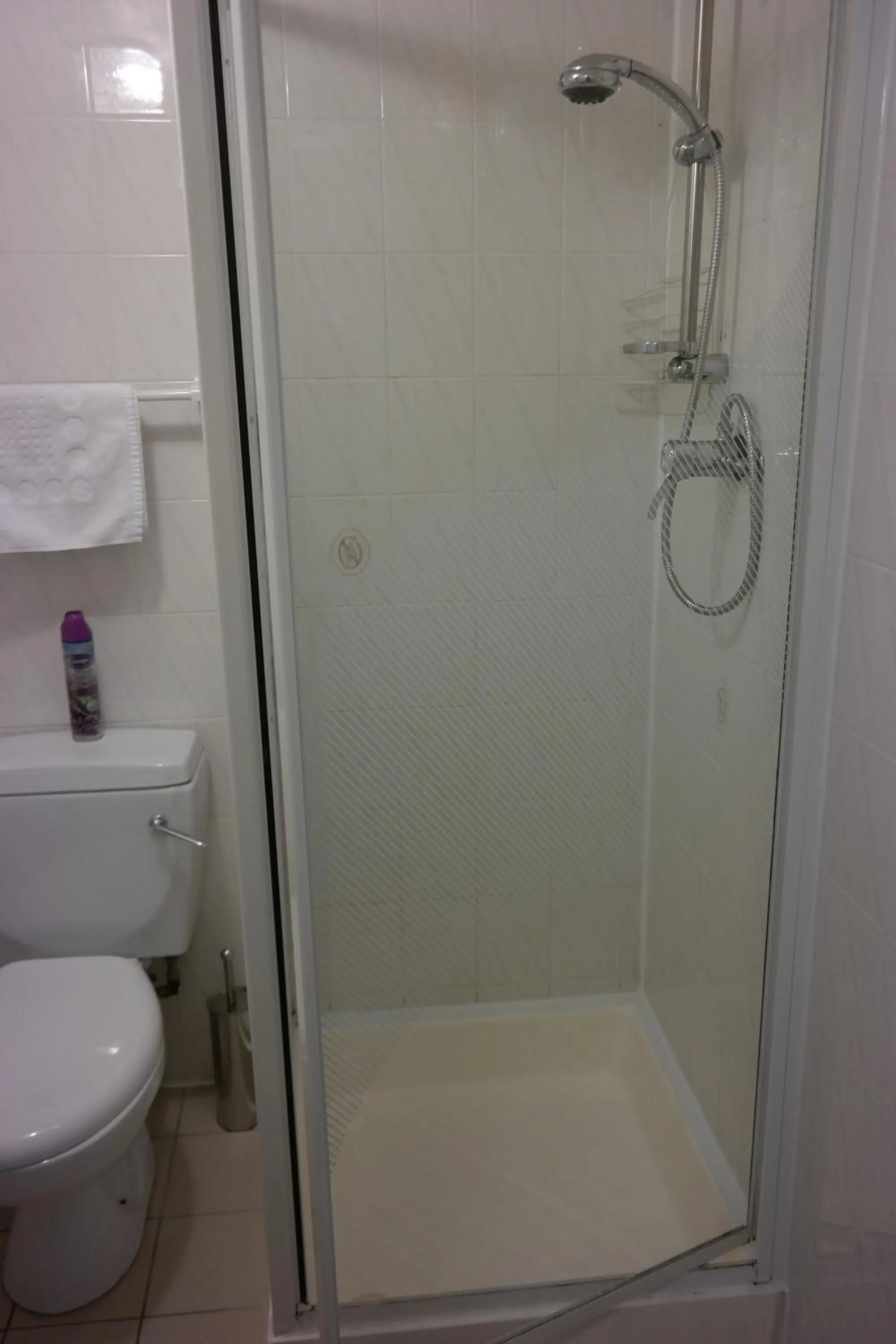 Bathroom in Cardoh Lodge