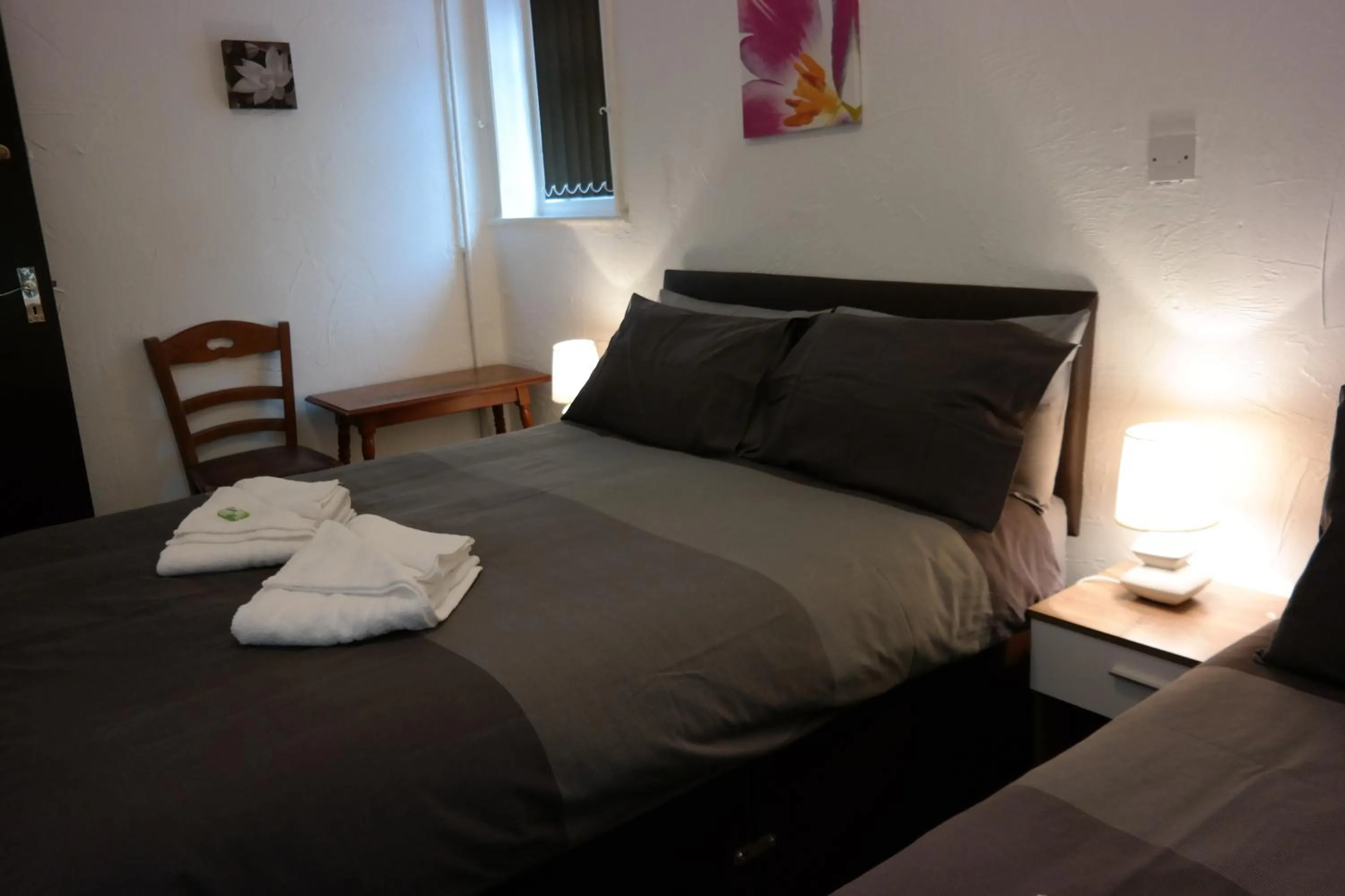 Bed in Cardoh Lodge