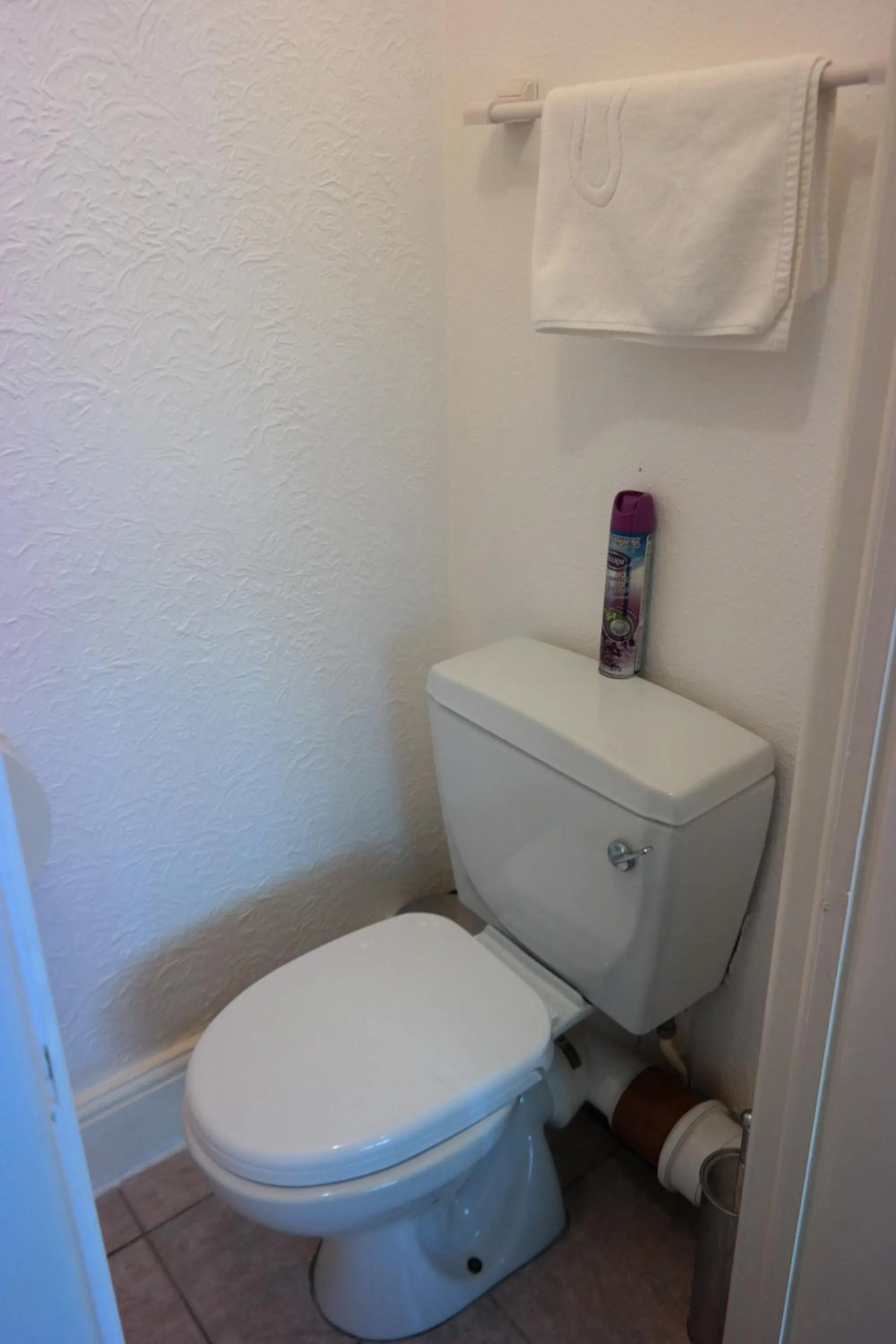 Toilet in Cardoh Lodge