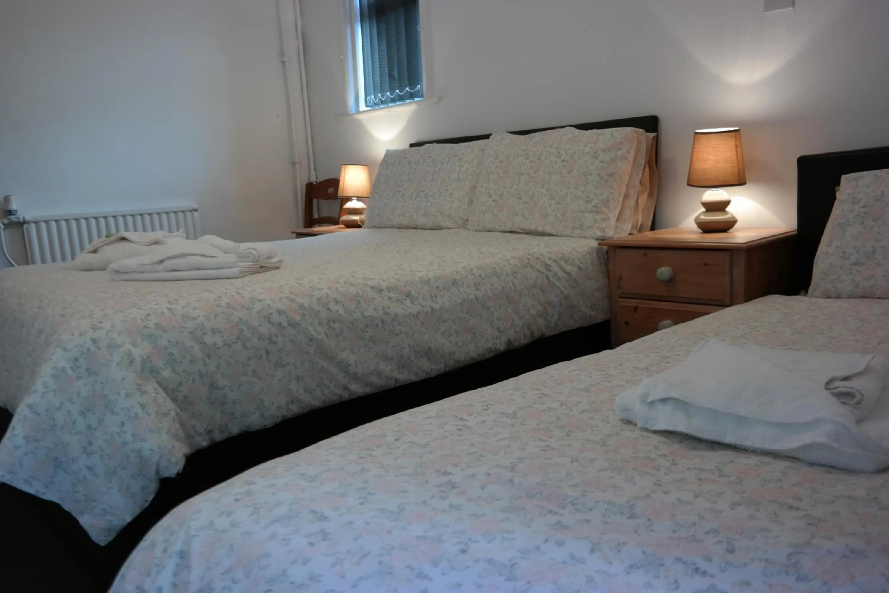 Bed in Cardoh Lodge