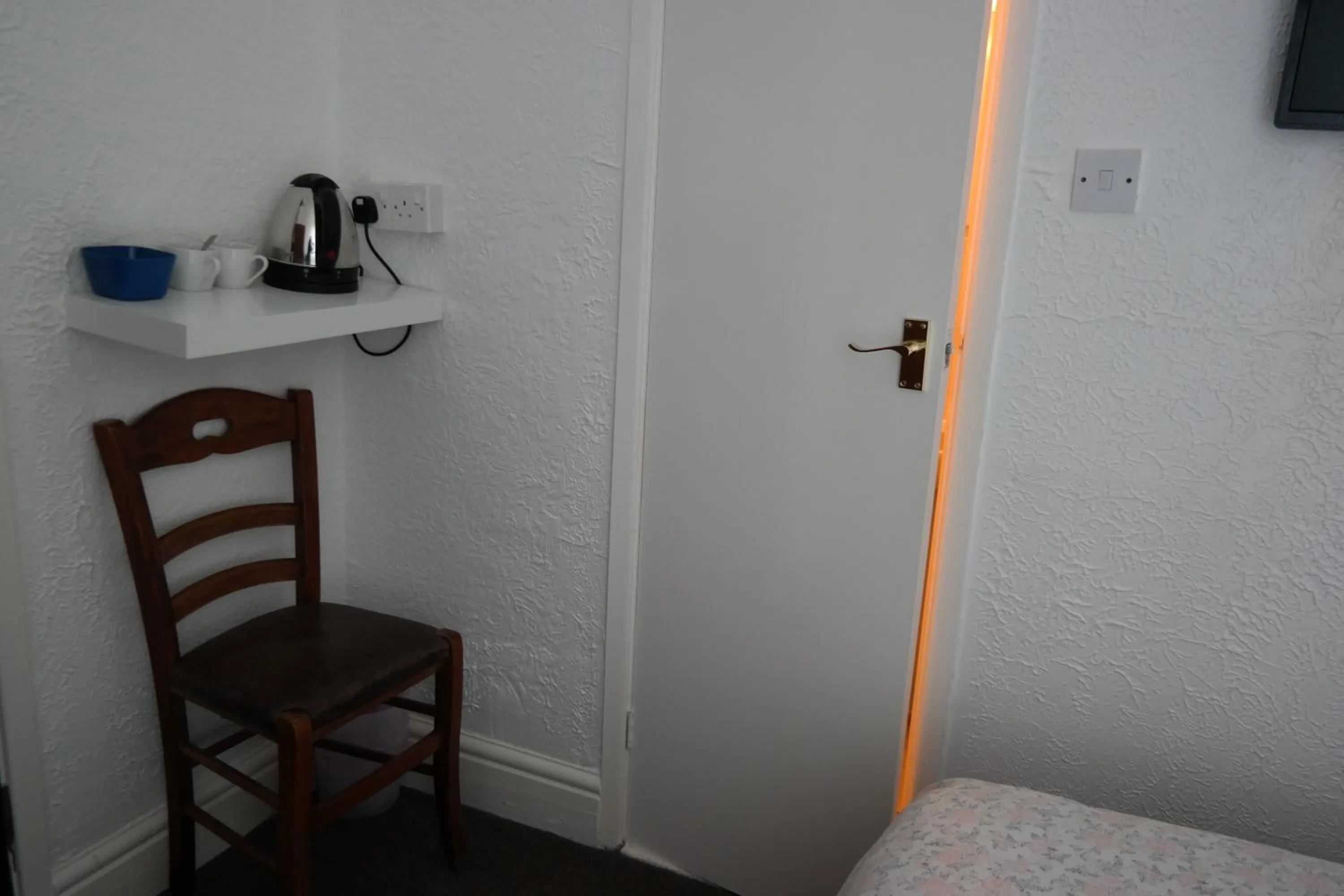 Coffee/tea facilities in Cardoh Lodge