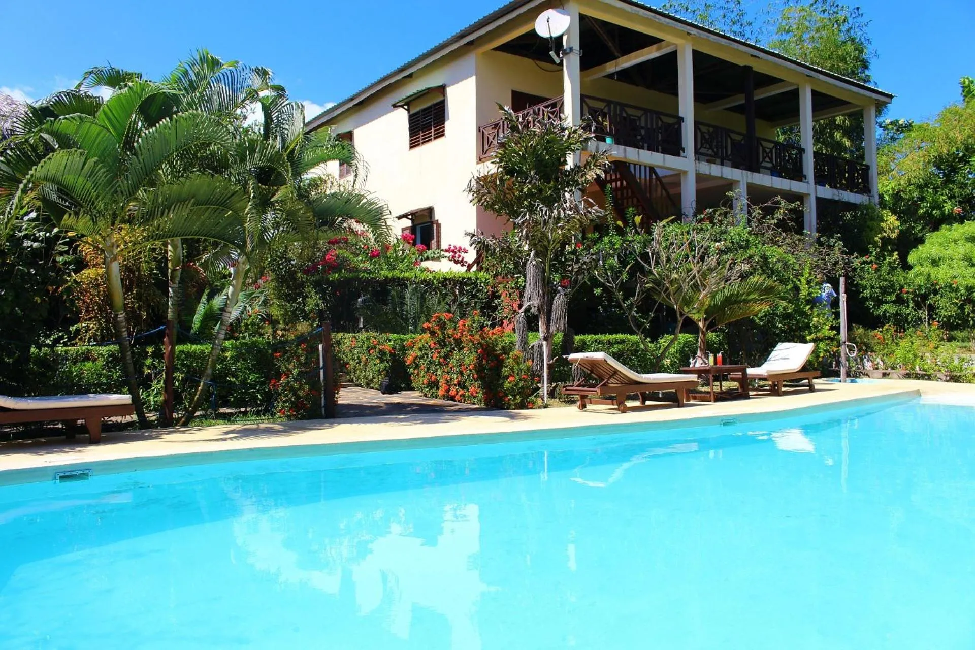 Facade/entrance in Tropic Hôtel