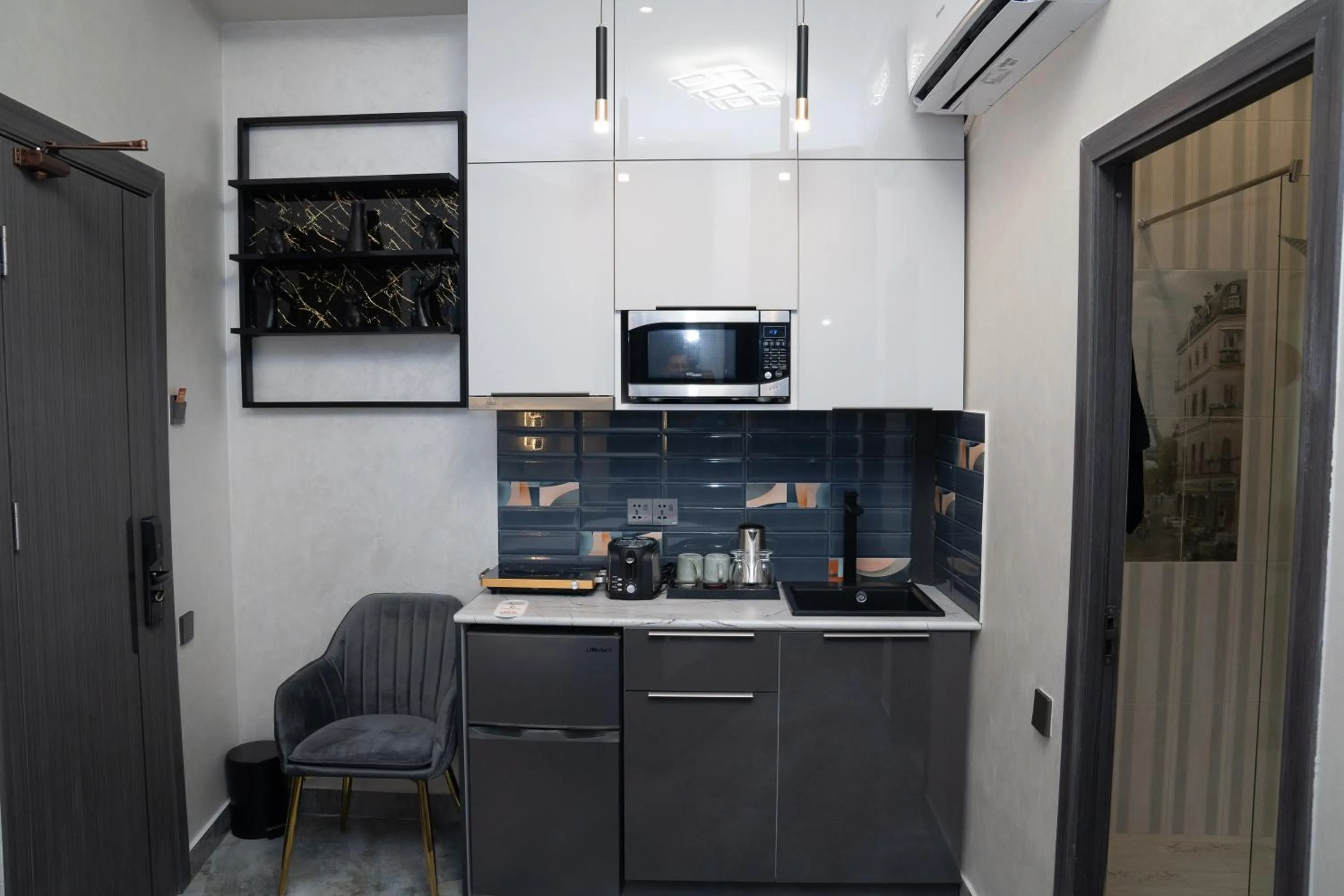 Coffee/tea facilities in Prime Suites Hotel