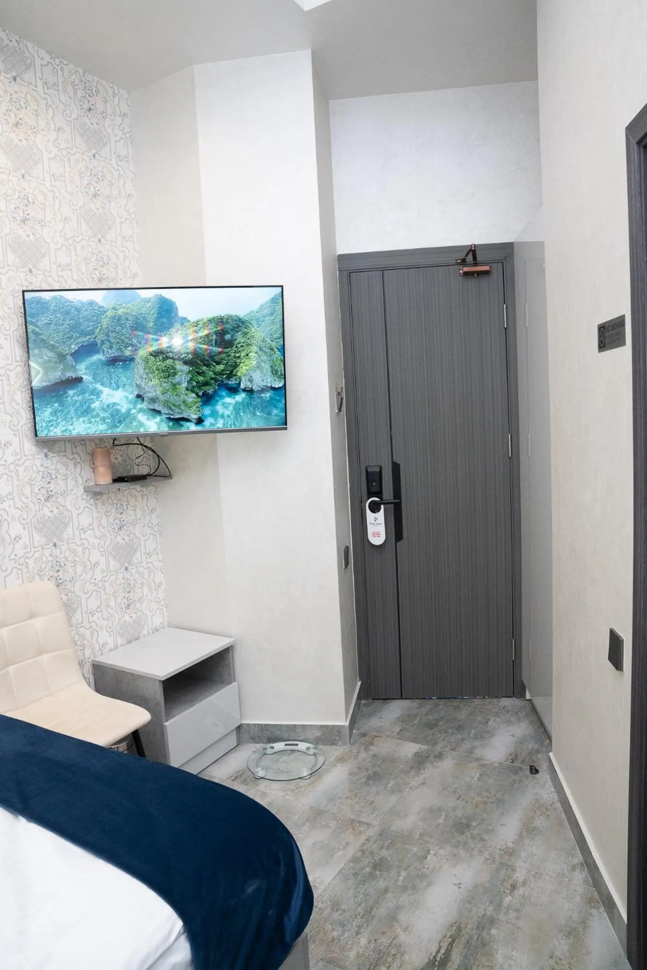 TV and multimedia in Prime Suites Hotel