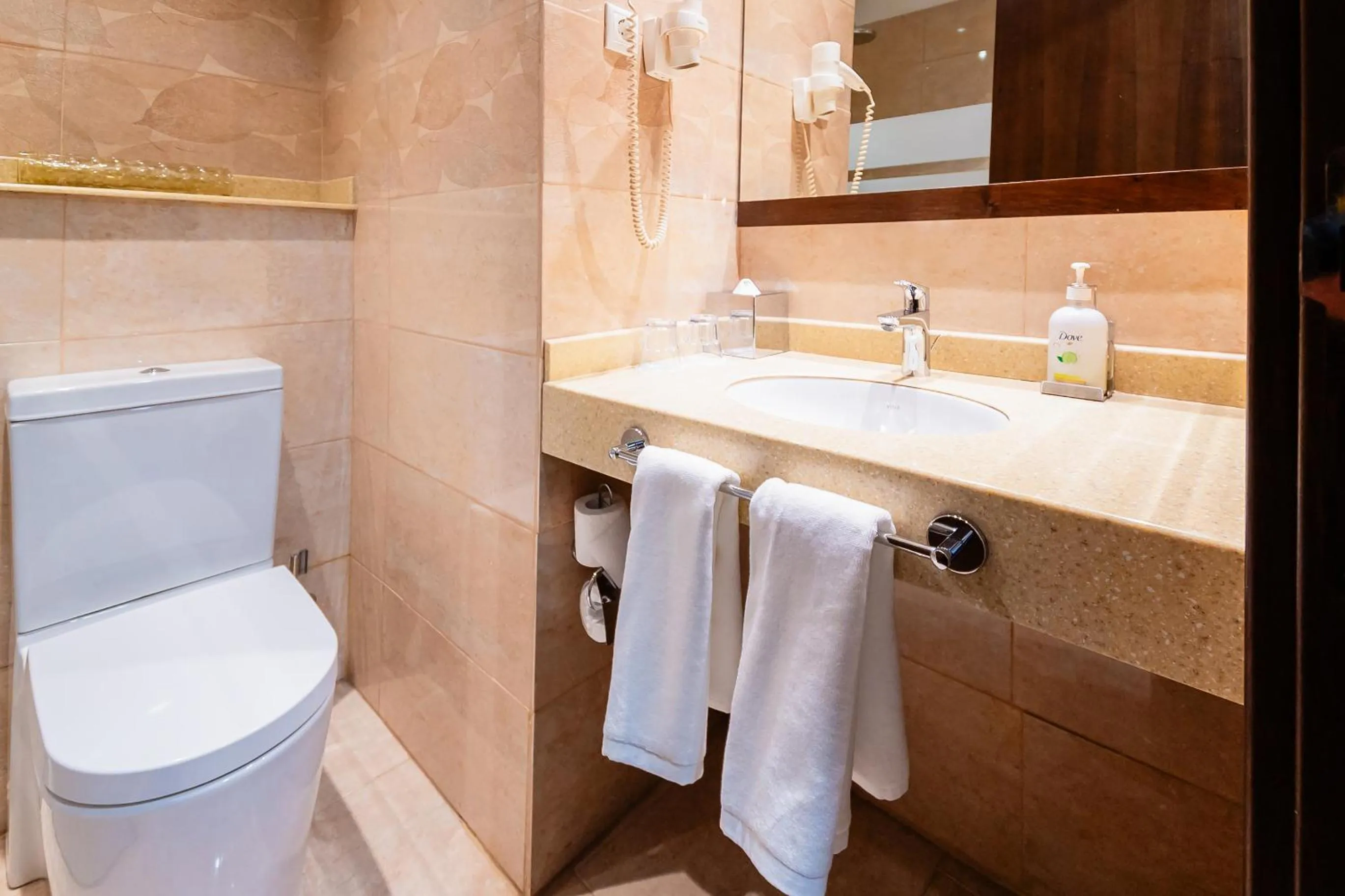 Holiday Inn Aktau by IHG