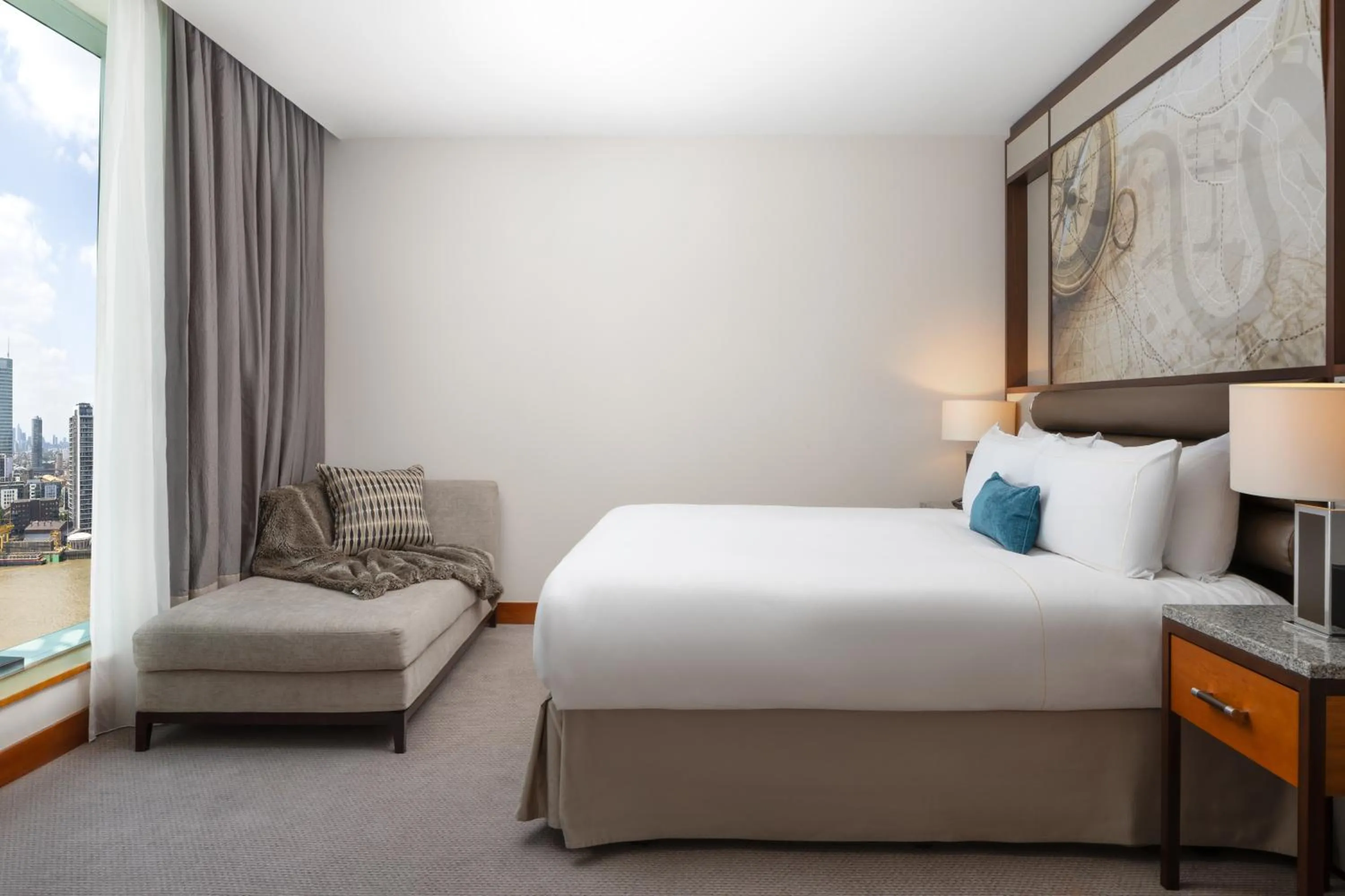 Bedroom, Bed in InterContinental London - The O2