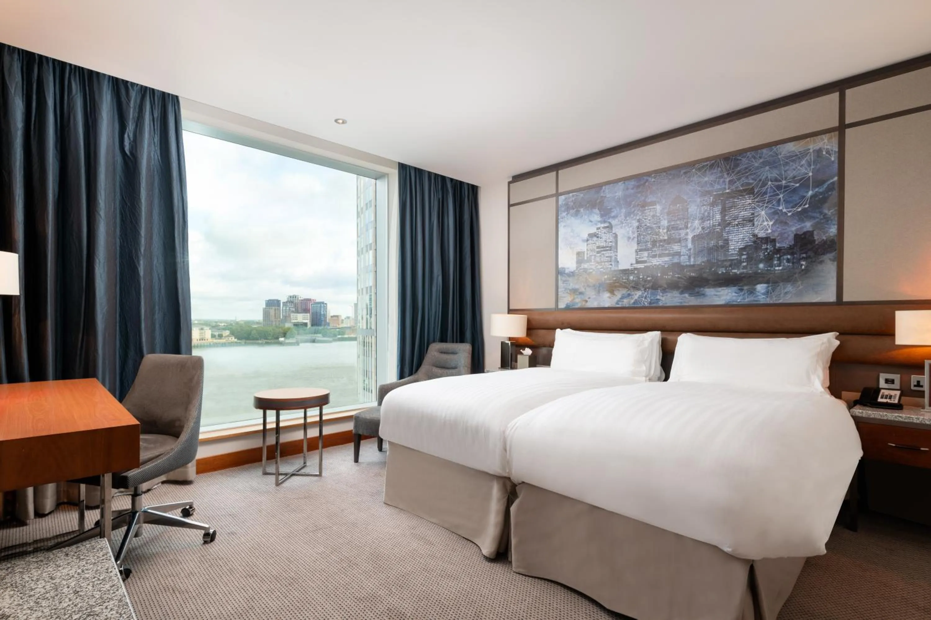 Photo of the whole room, Bed in InterContinental London - The O2