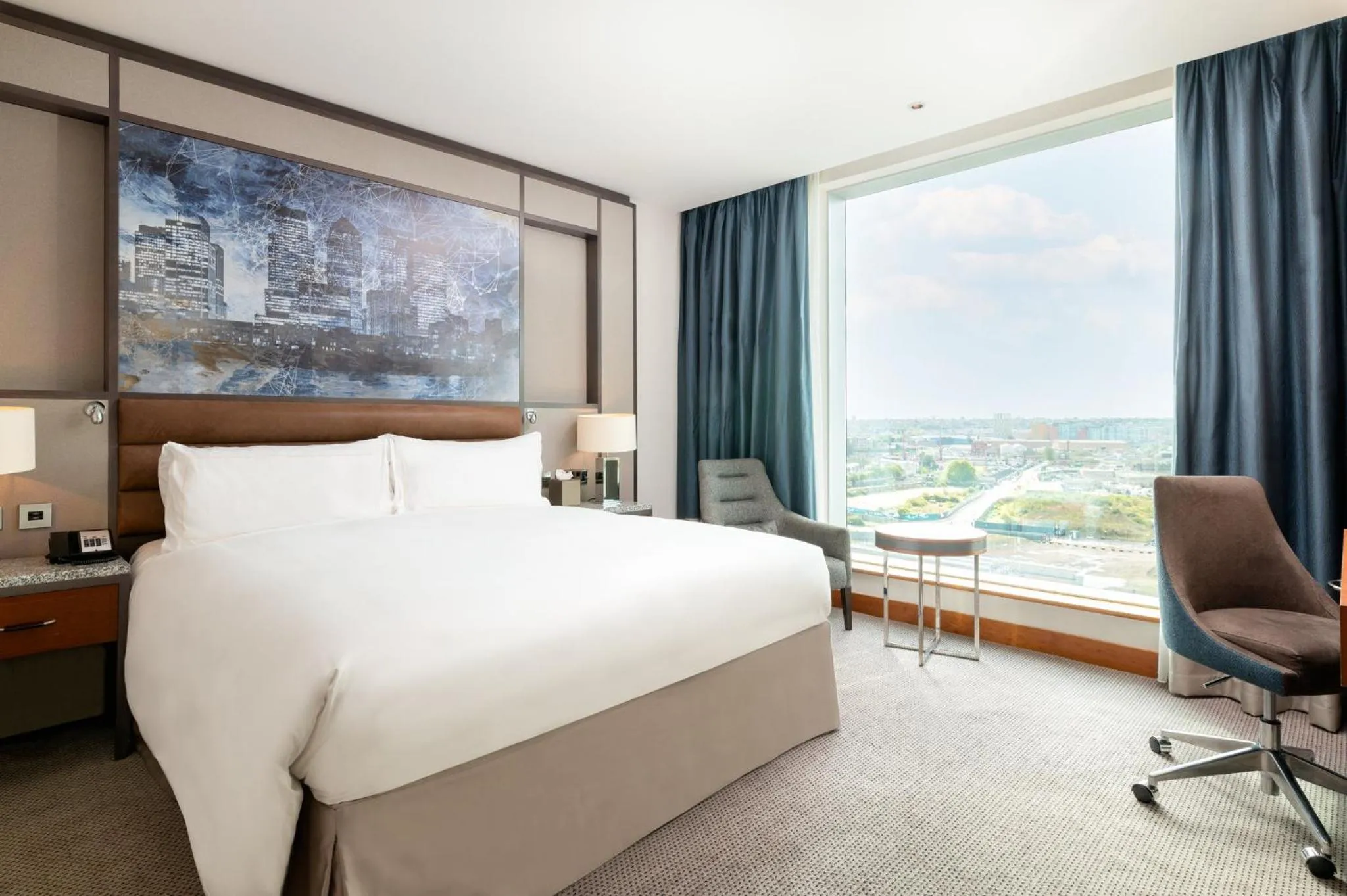 Photo of the whole room, Bed in InterContinental London - The O2