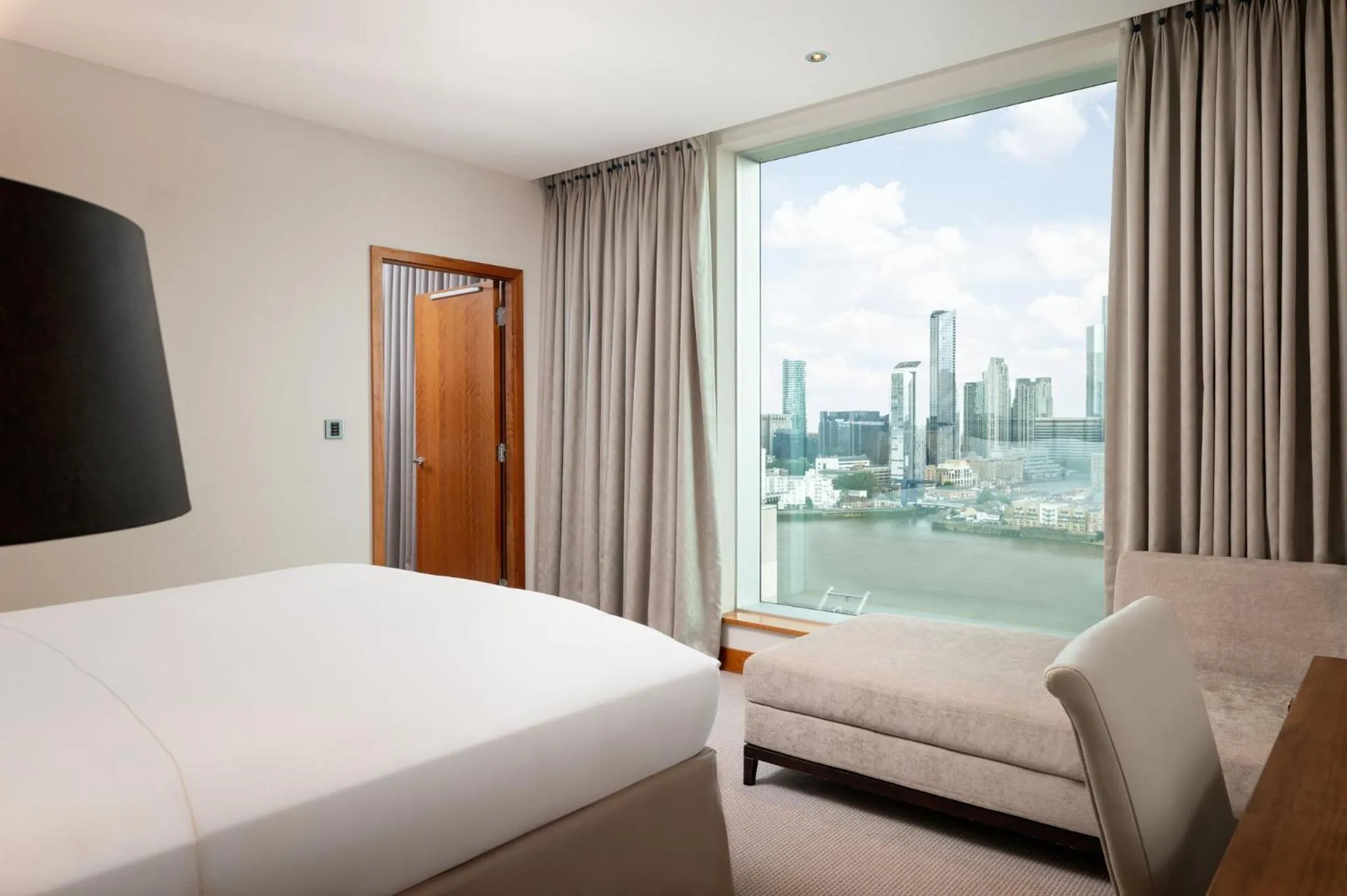 Photo of the whole room, Bed in InterContinental London - The O2