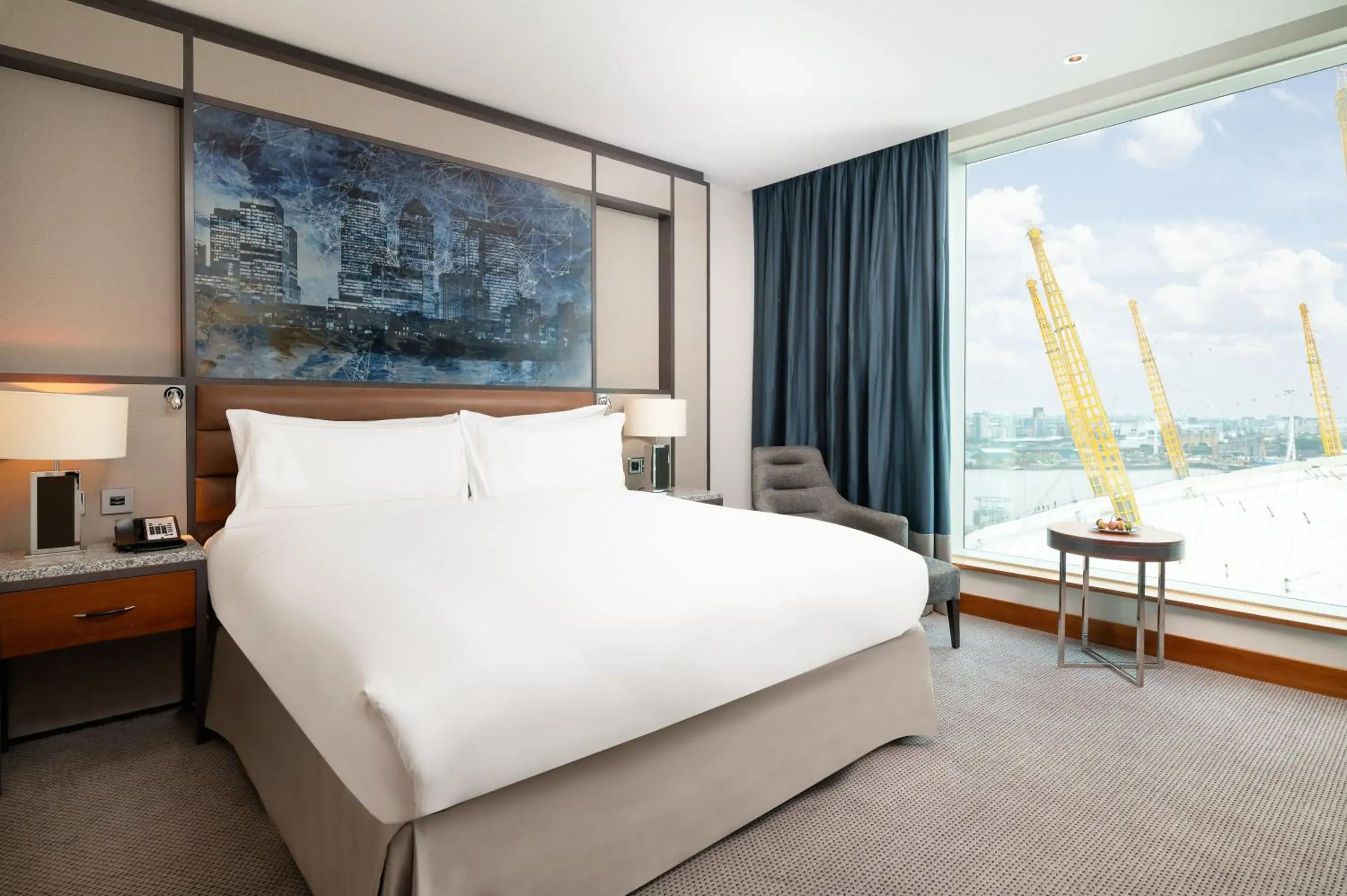 Photo of the whole room, Bed in InterContinental London - The O2 Photo of the whole room, Bed in InterContinental London - The O2